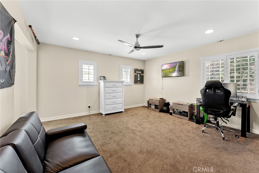 31998 Avenida Enrique