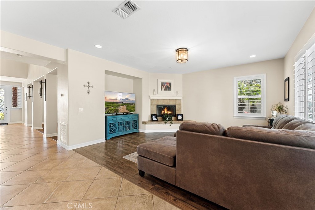 31998 Avenida Enrique