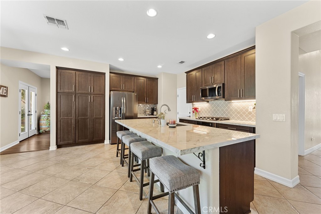 31998 Avenida Enrique