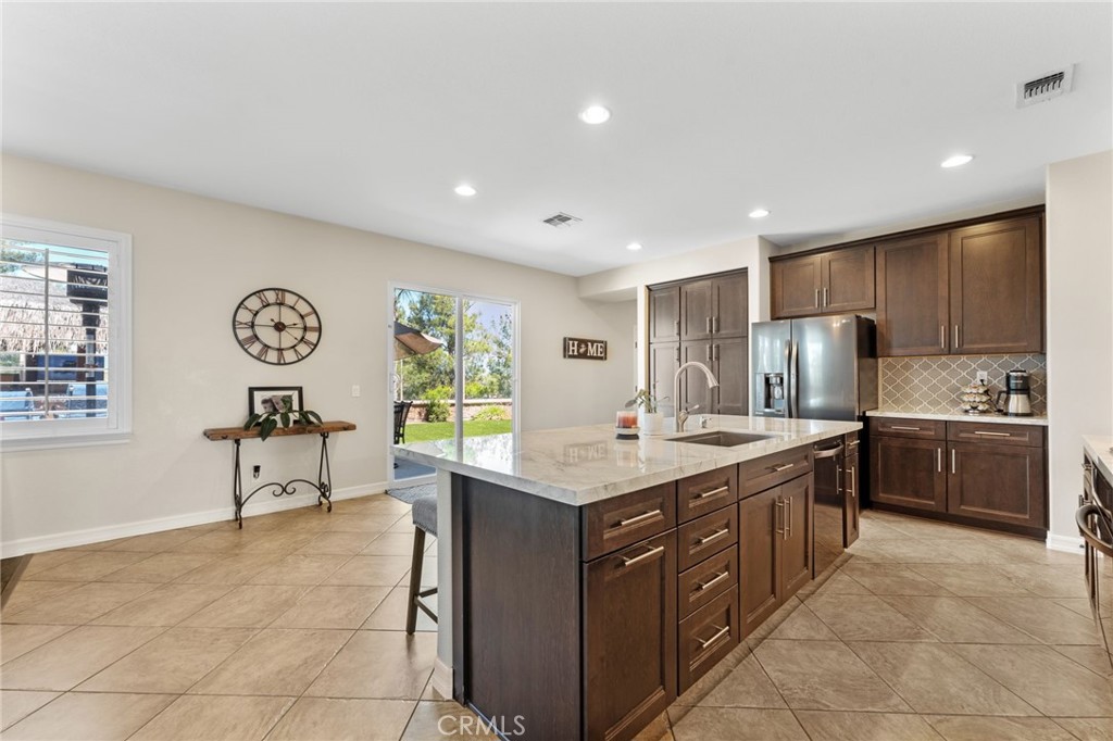 31998 Avenida Enrique