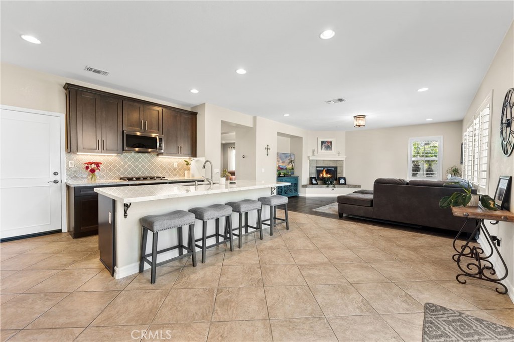 31998 Avenida Enrique