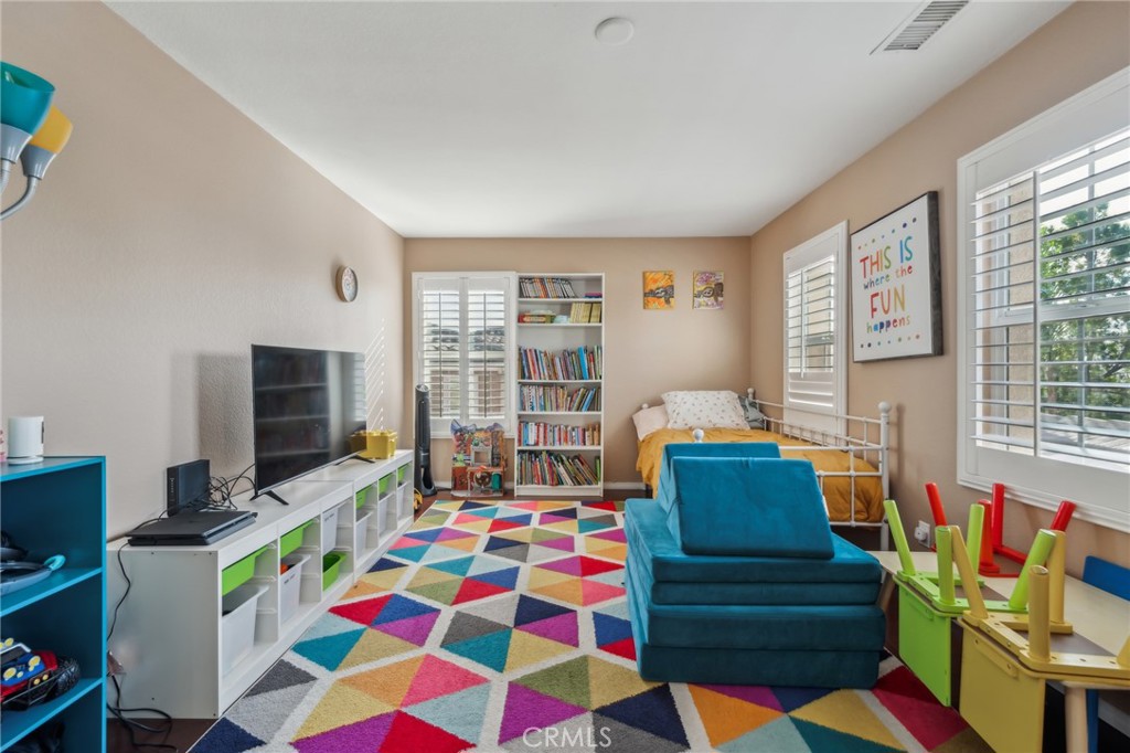 39302 Seraphina Road