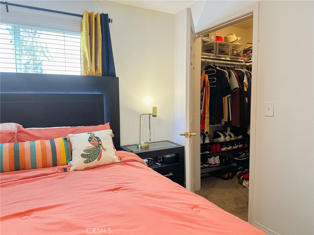 150 N River Circle 105