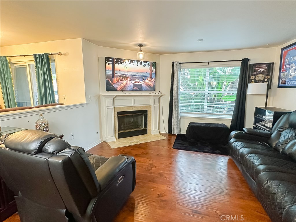 150 N River Circle 105