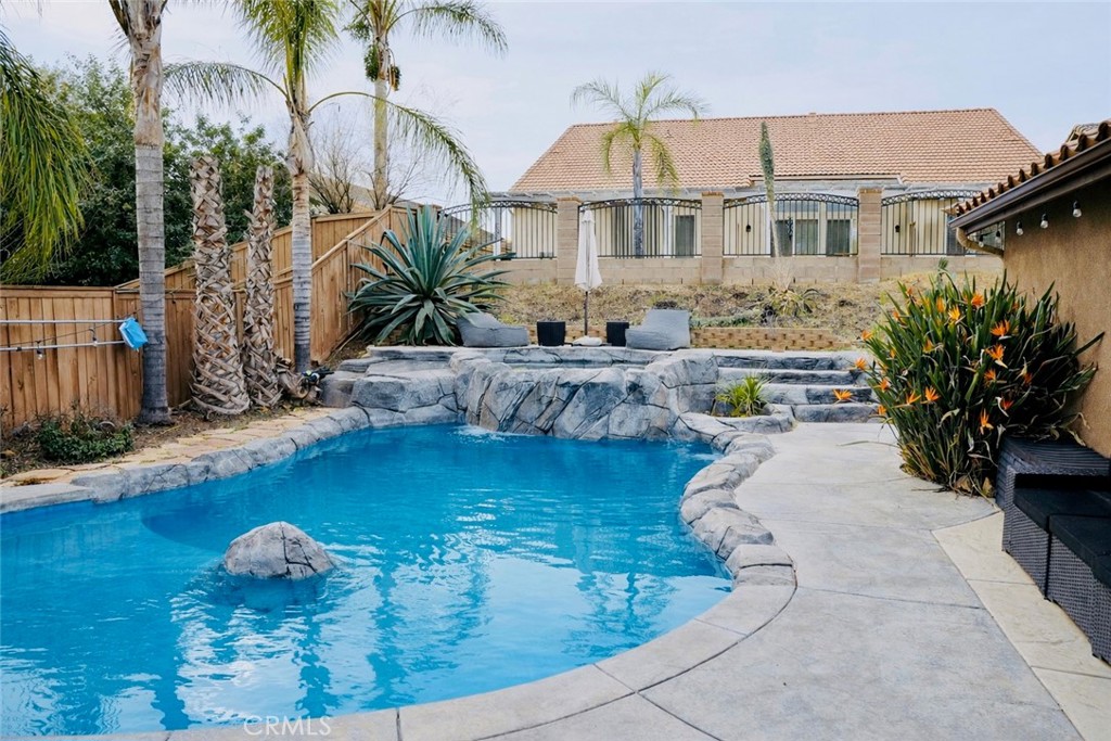 25321 Silverwood