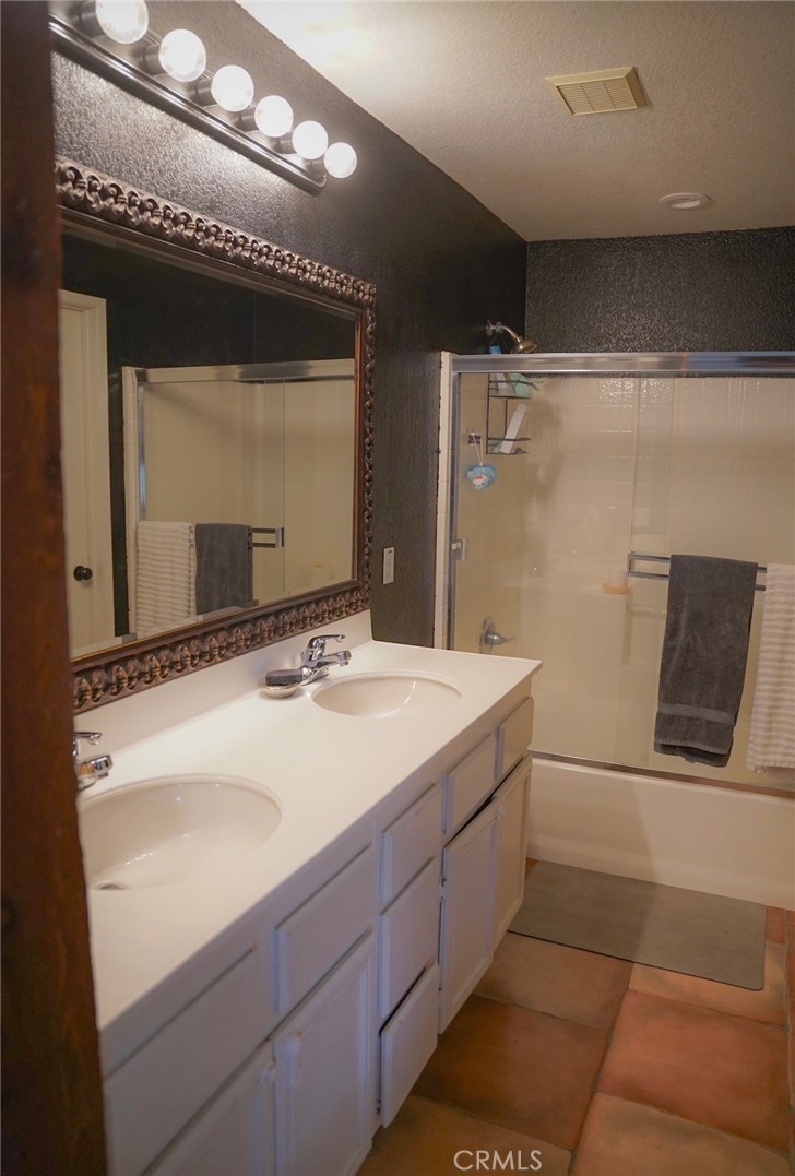 25321 Silverwood