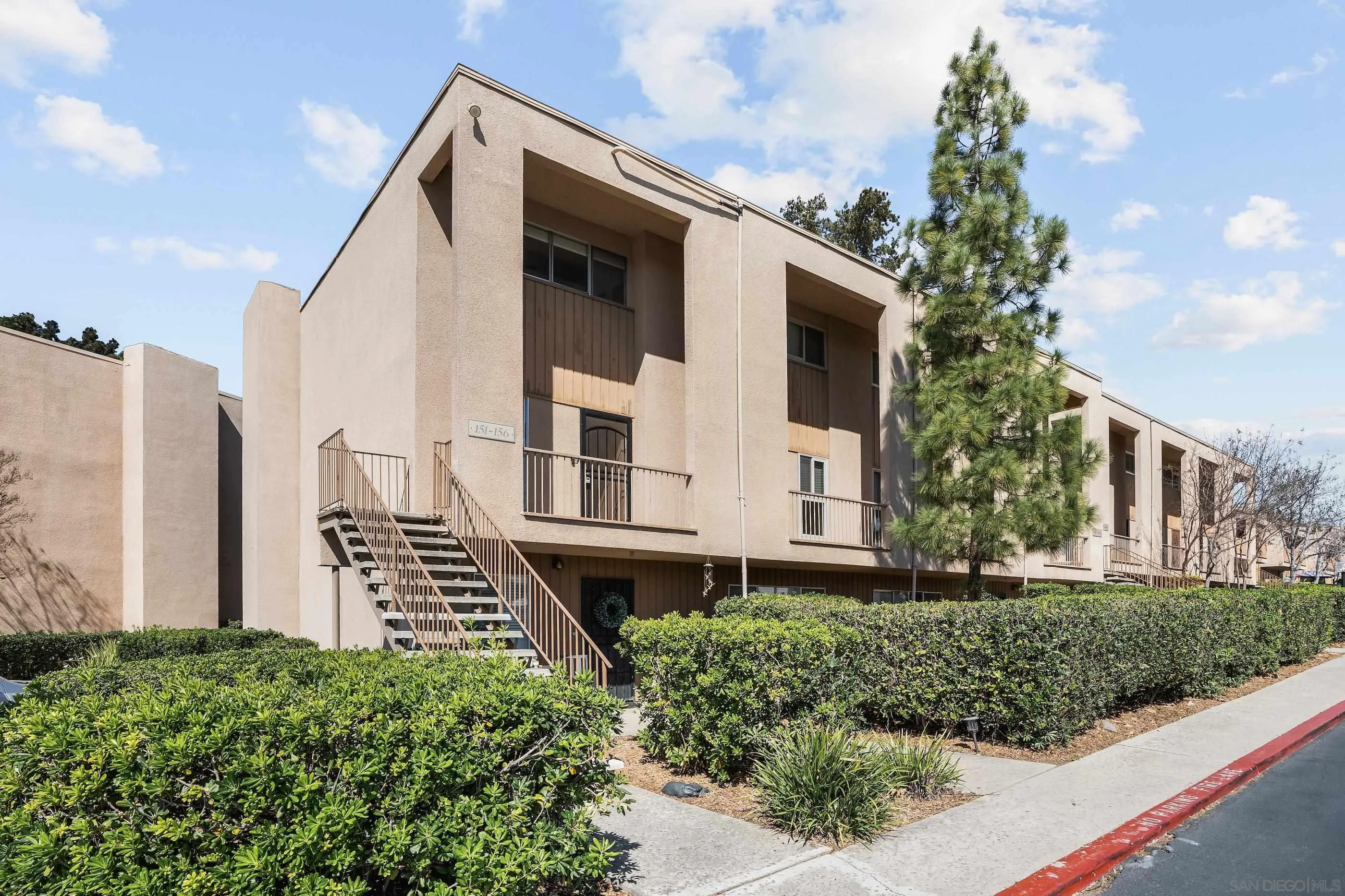 5700 Baltimore Dr Unit 156