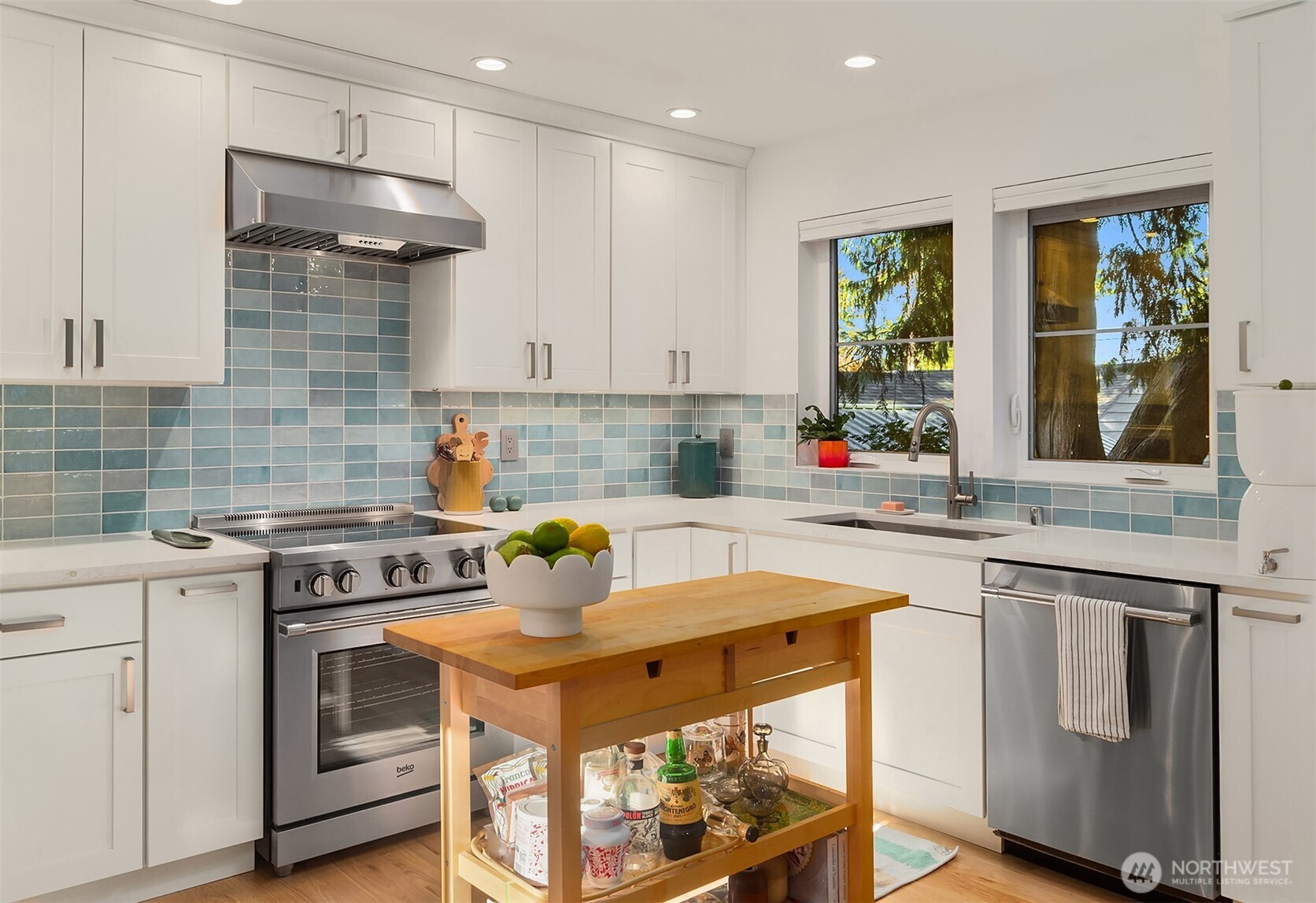 10419 41st Avenue SW Unit: B