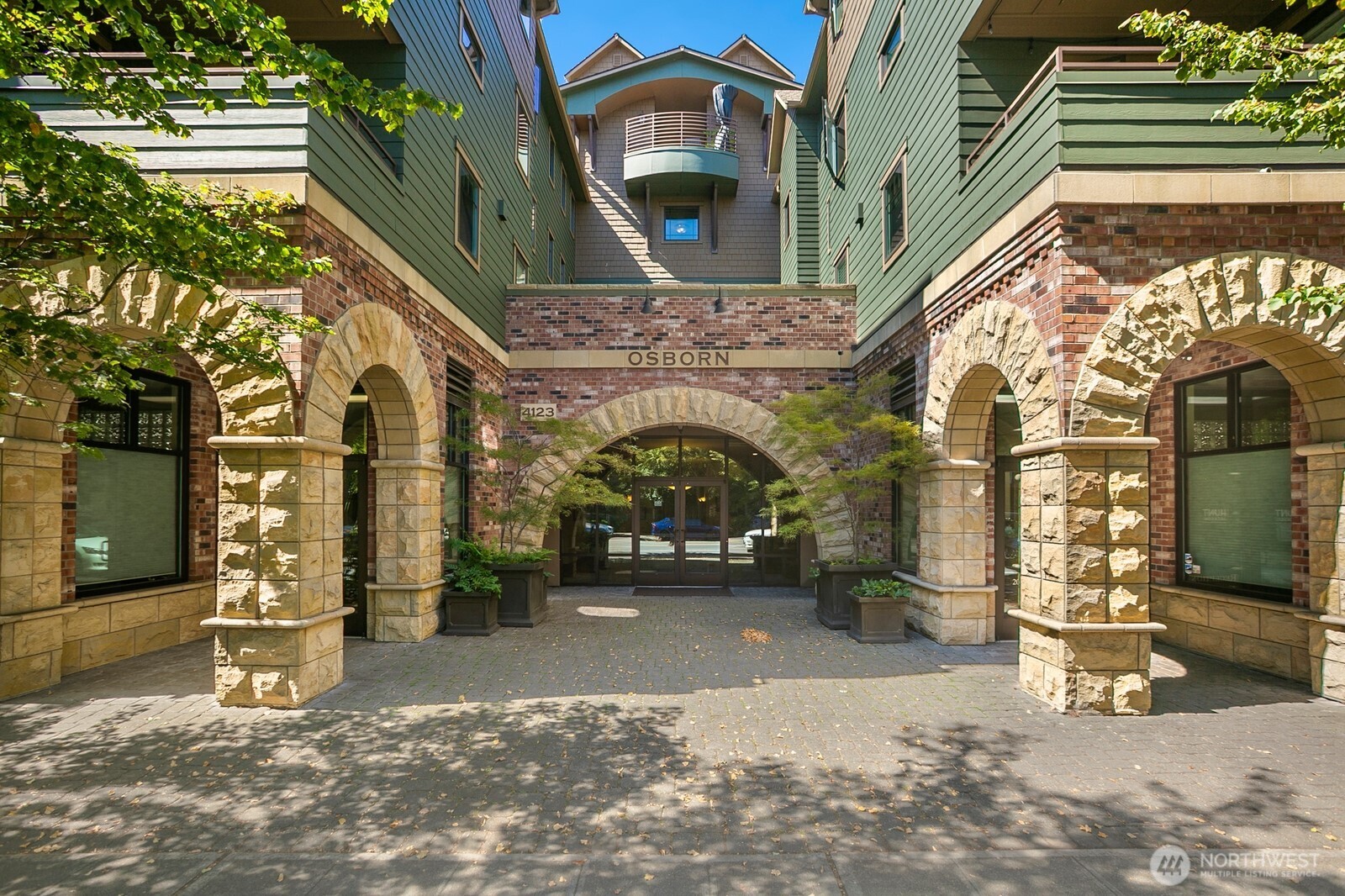 4123 California Avenue SW #403 Penthouse