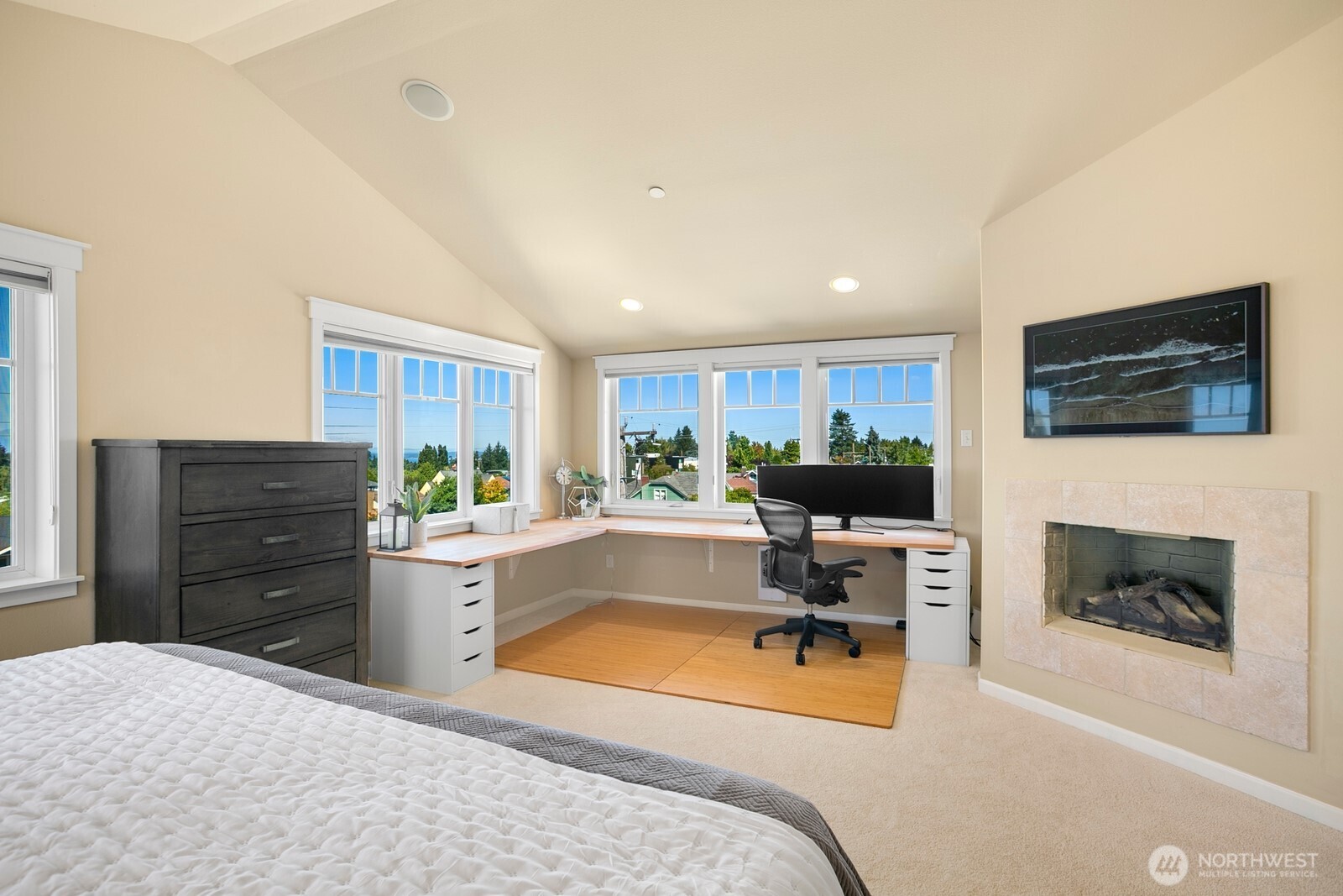 4123 California Avenue SW #403 Penthouse