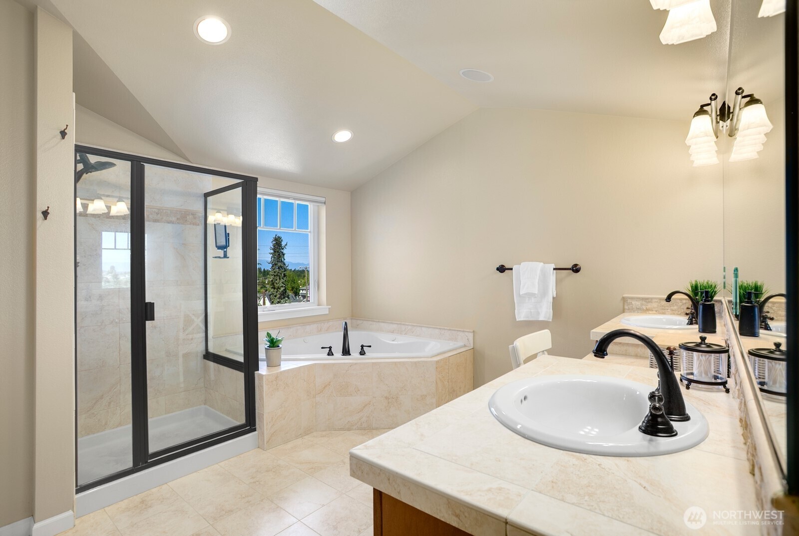 4123 California Avenue SW #403 Penthouse