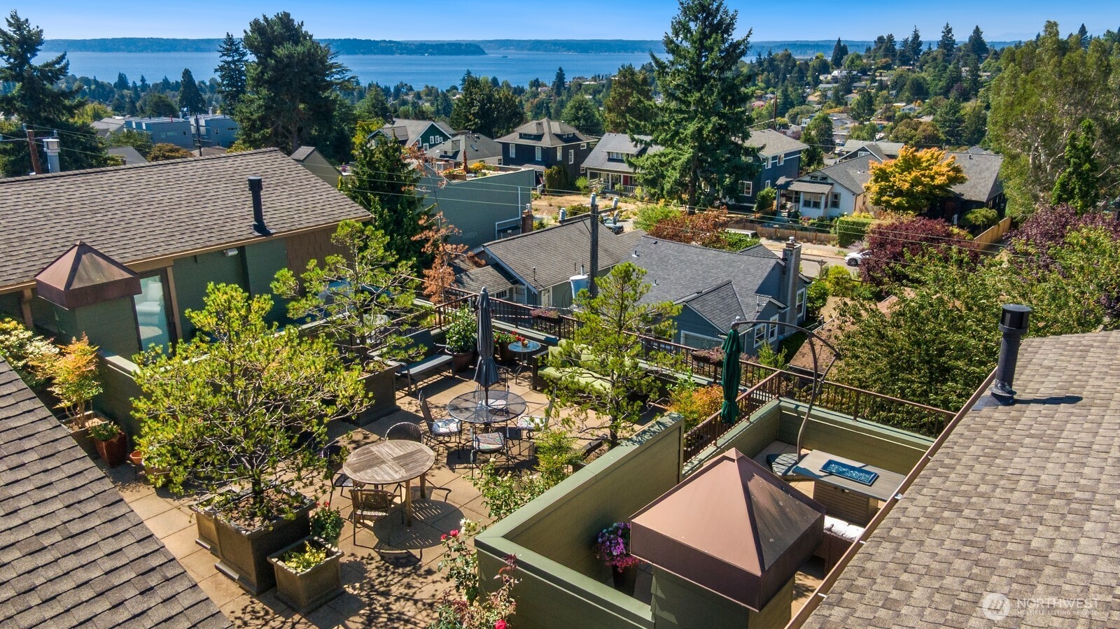 4123 California Avenue SW #403 Penthouse