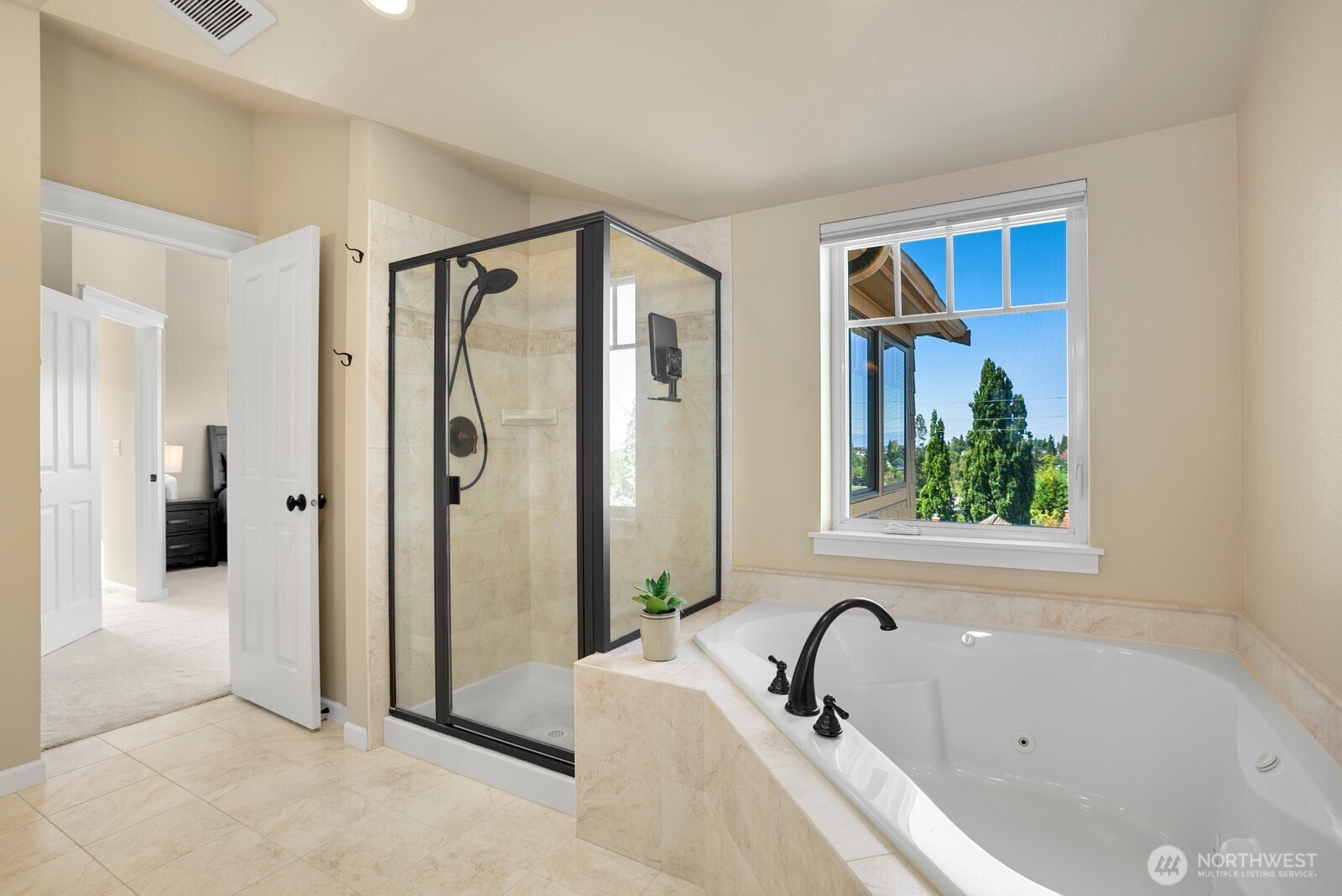 4123 California Avenue SW #403 Penthouse