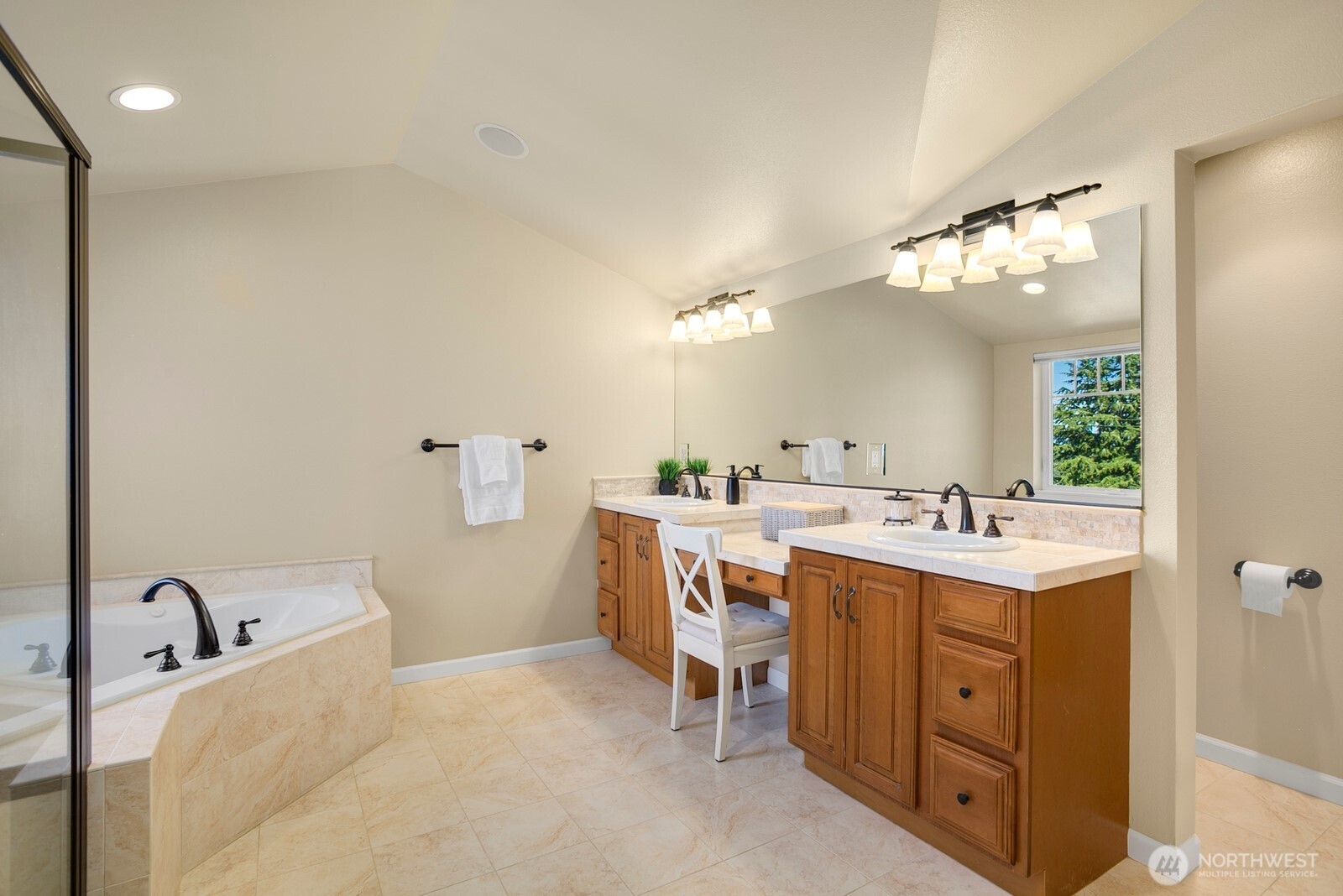 4123 California Avenue SW #403 Penthouse