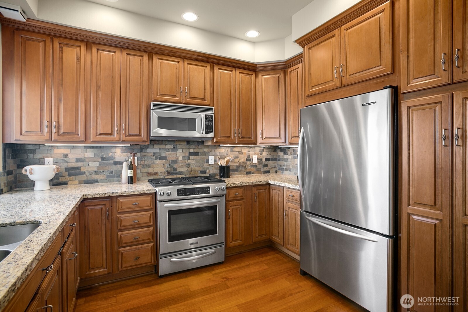 4123 California Avenue SW #403 Penthouse