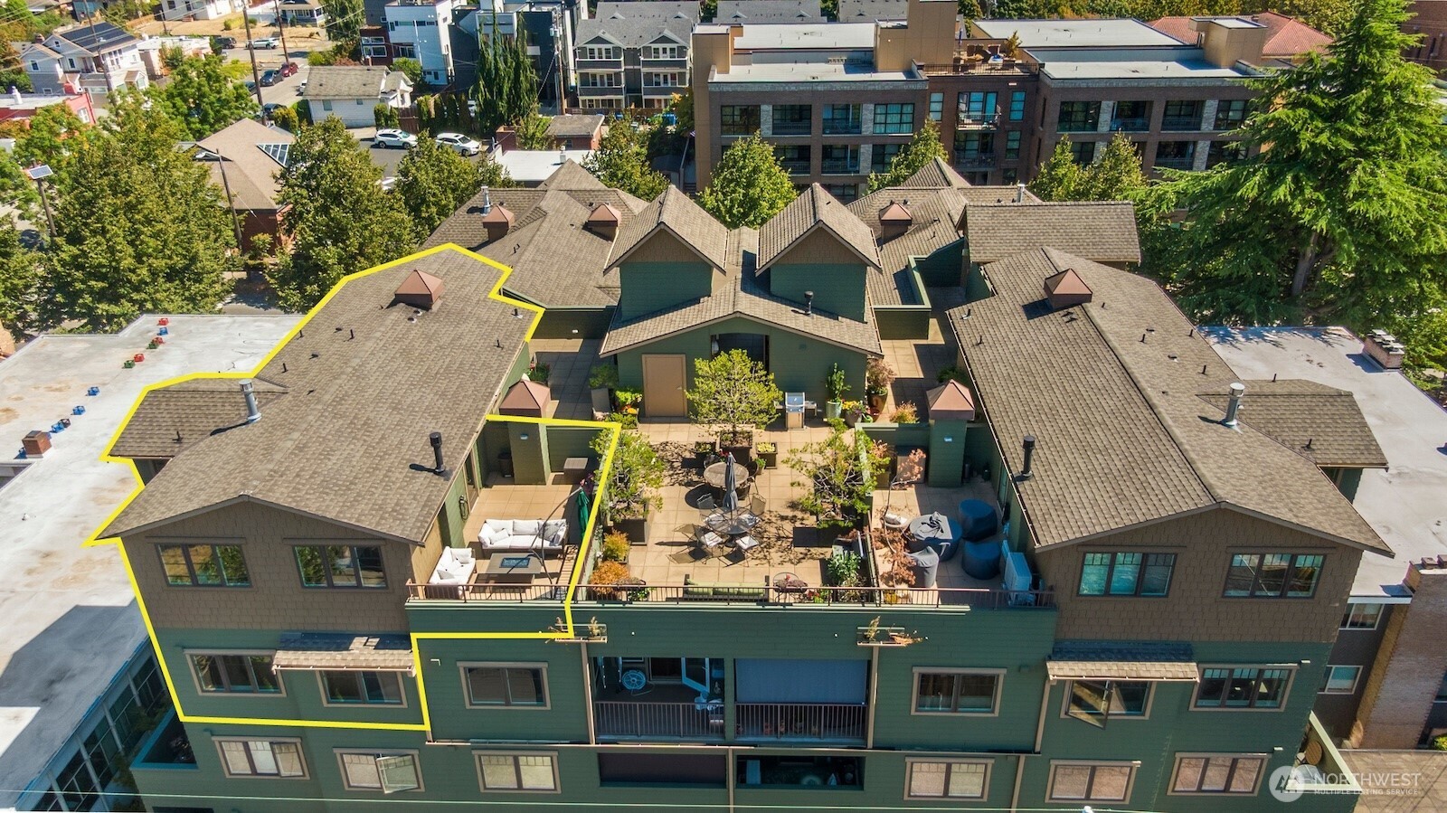 4123 California Avenue SW #403 Penthouse