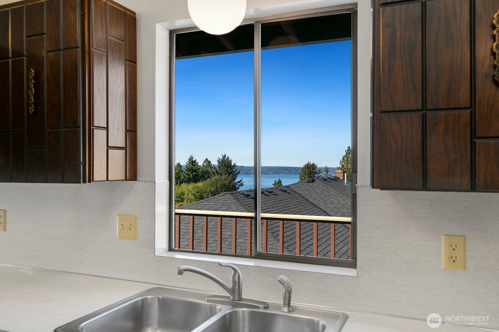 4224 SW Donovan Street