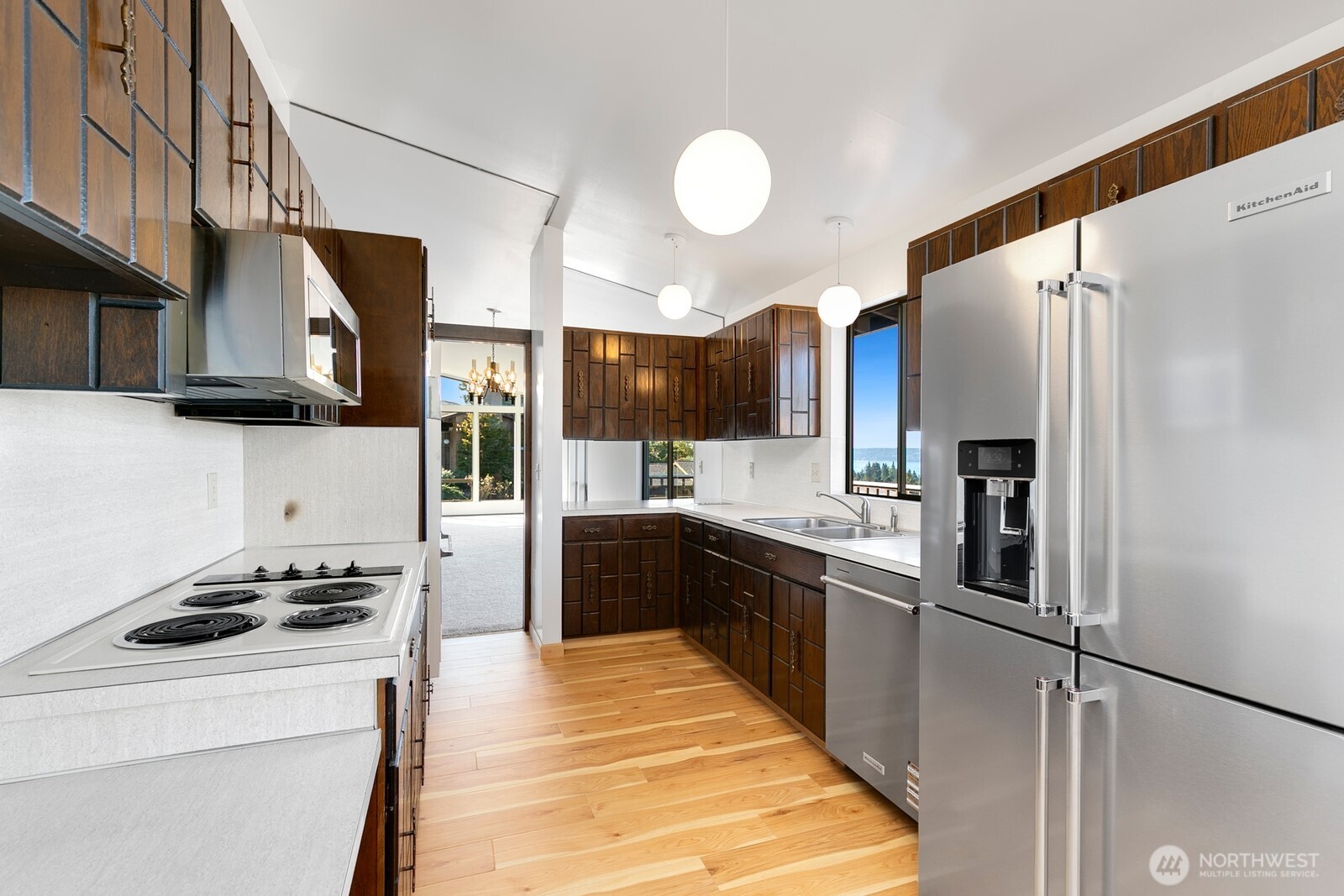 4224 SW Donovan Street