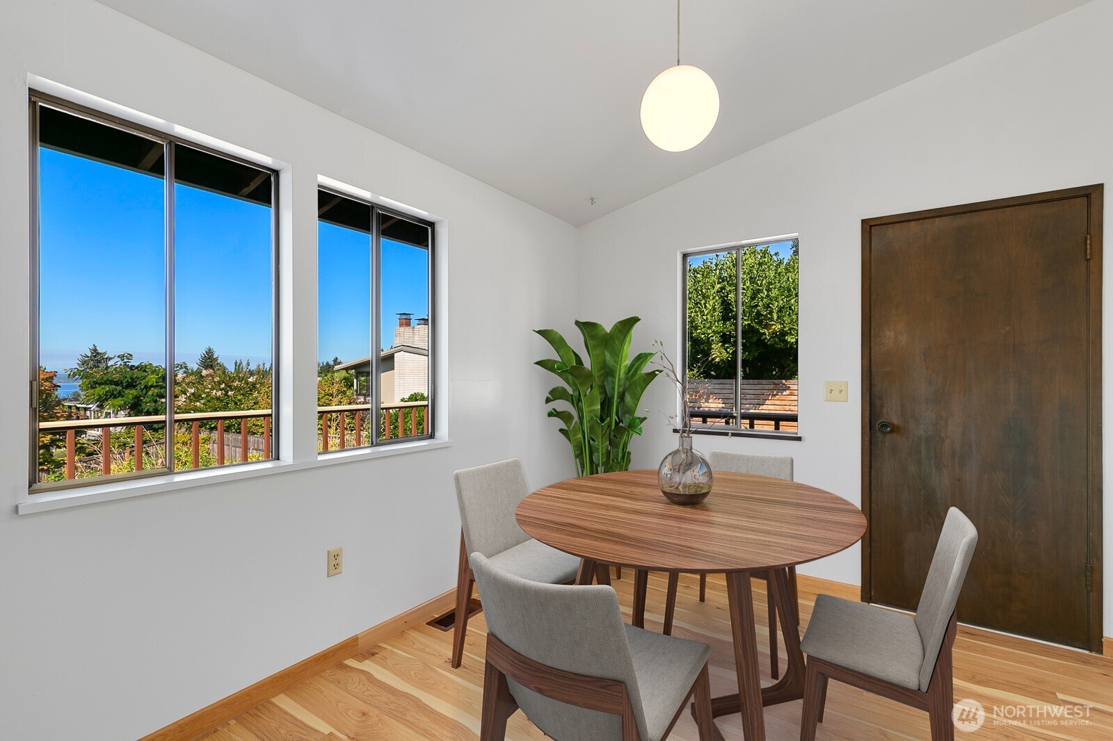 4224 SW Donovan Street