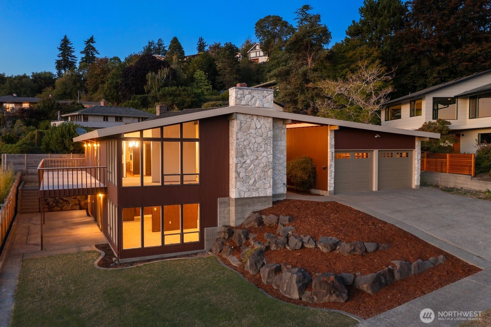 4224 SW Donovan Street