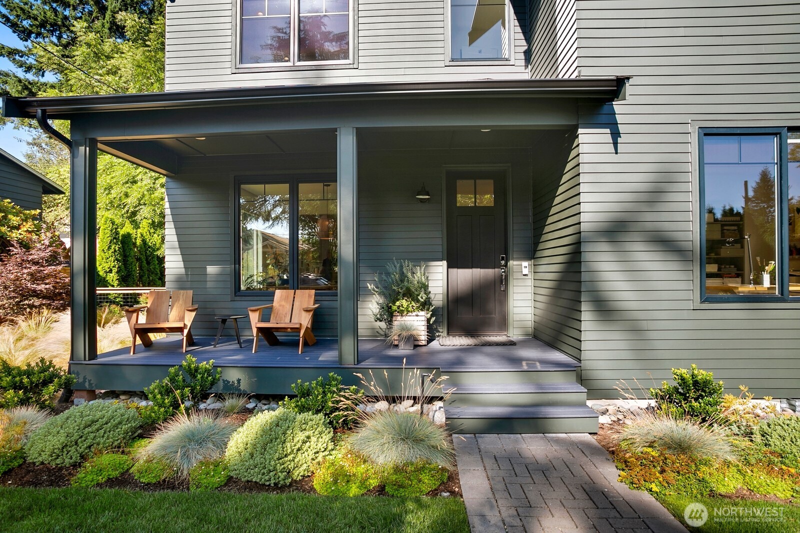 10419 & 10421 41st Avenue SW Unit: A & B