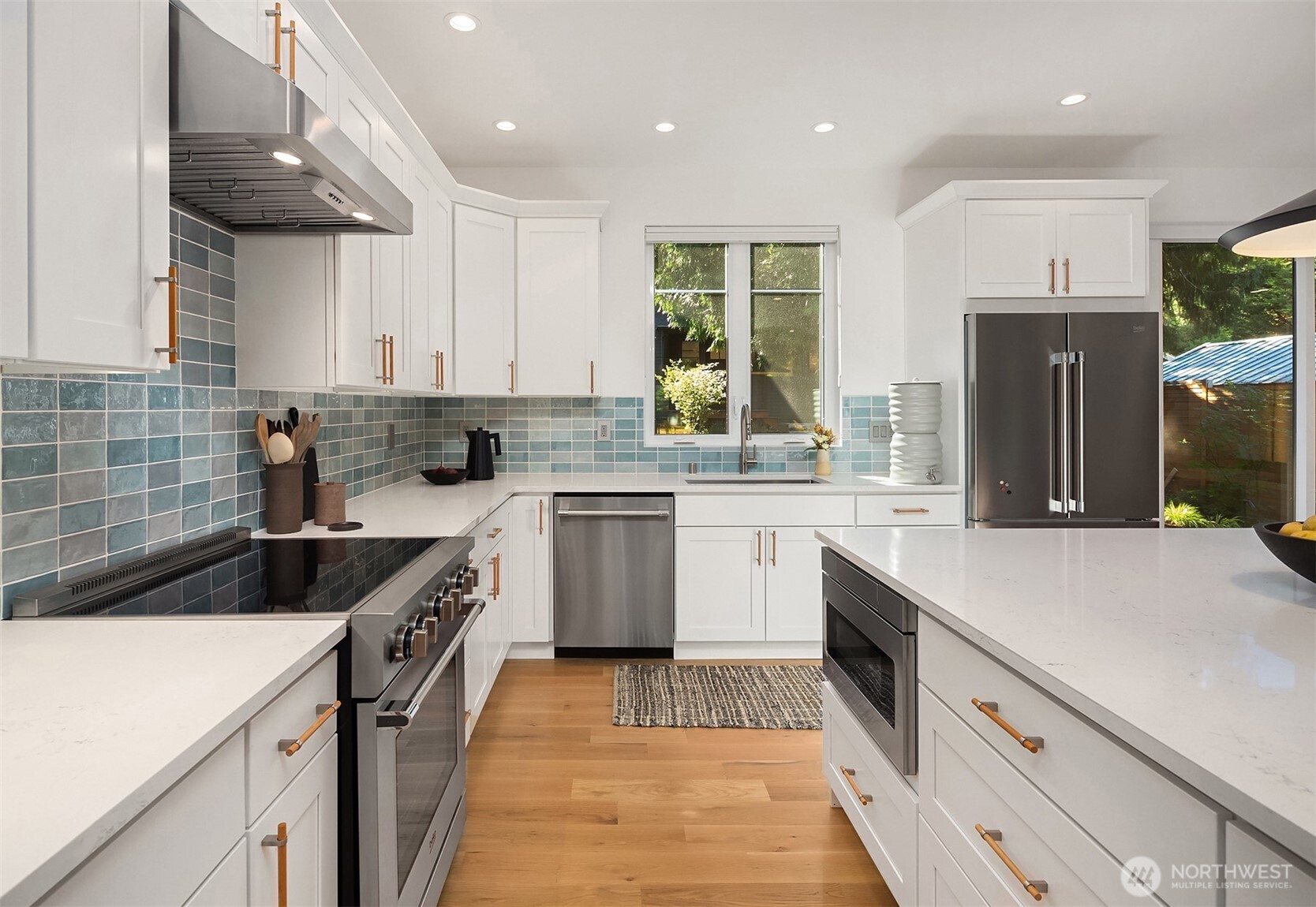 10419 & 10421 41st Avenue SW Unit: A & B