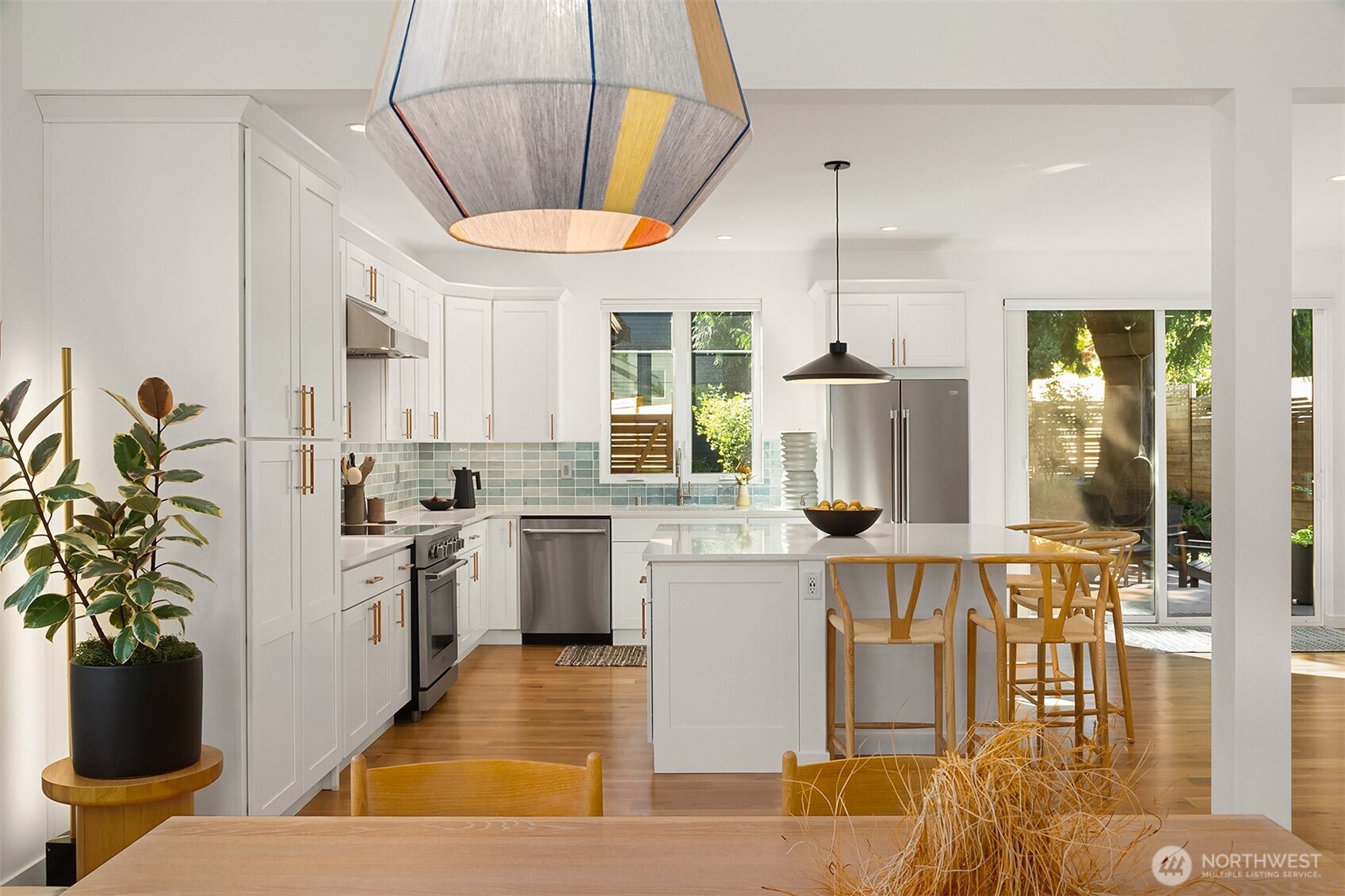 10419 & 10421 41st Avenue SW Unit: A & B