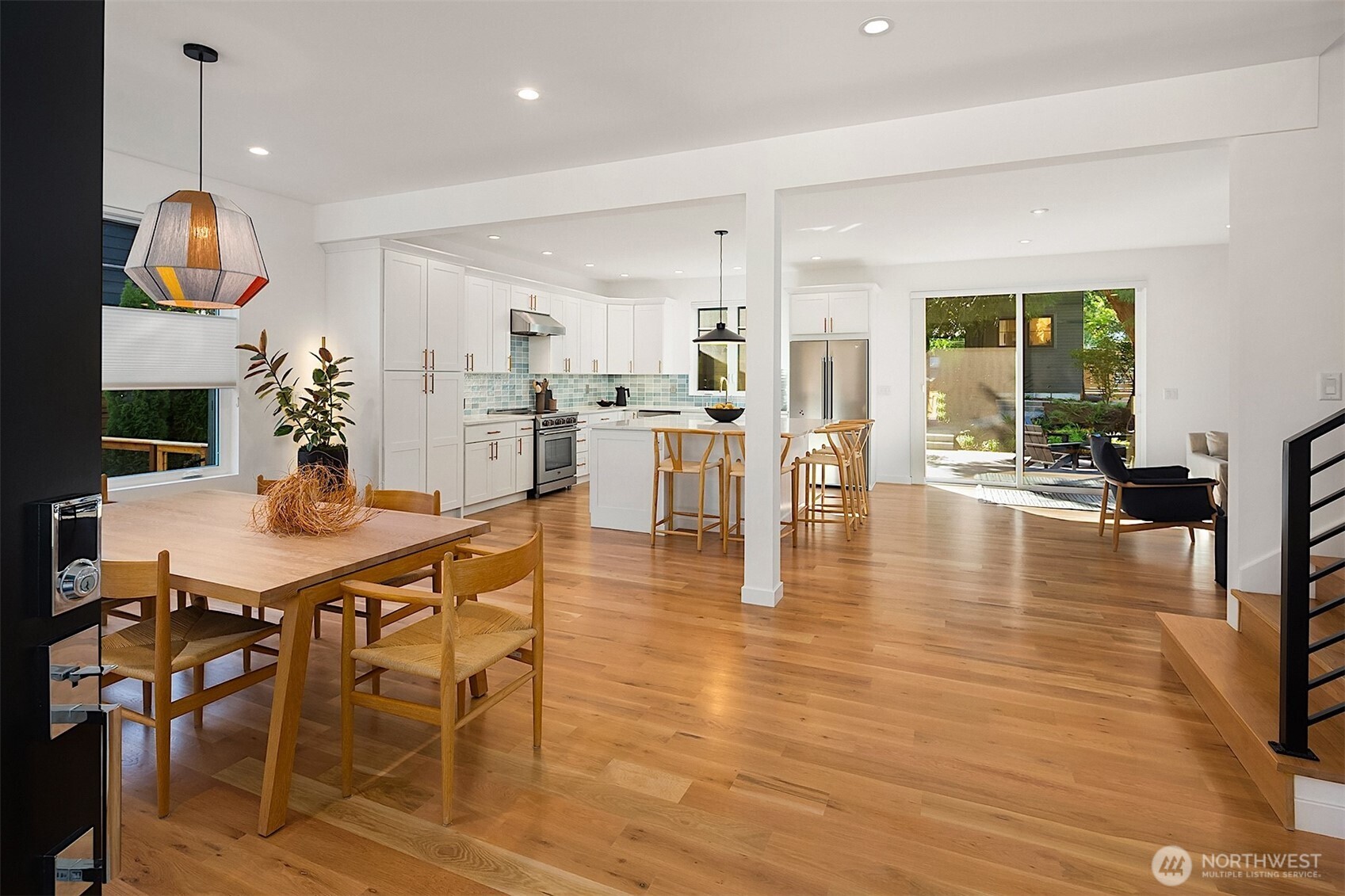 10419 & 10421 41st Avenue SW Unit: A & B