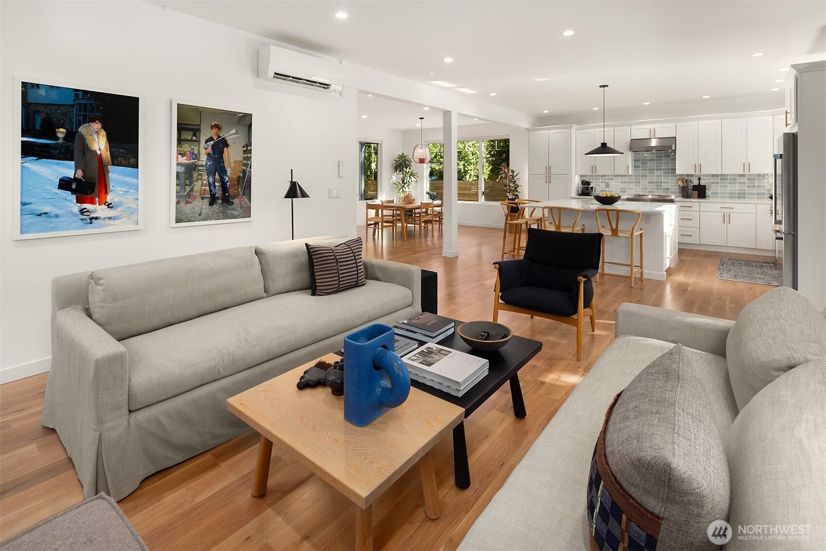 10419 & 10421 41st Avenue SW Unit: A & B