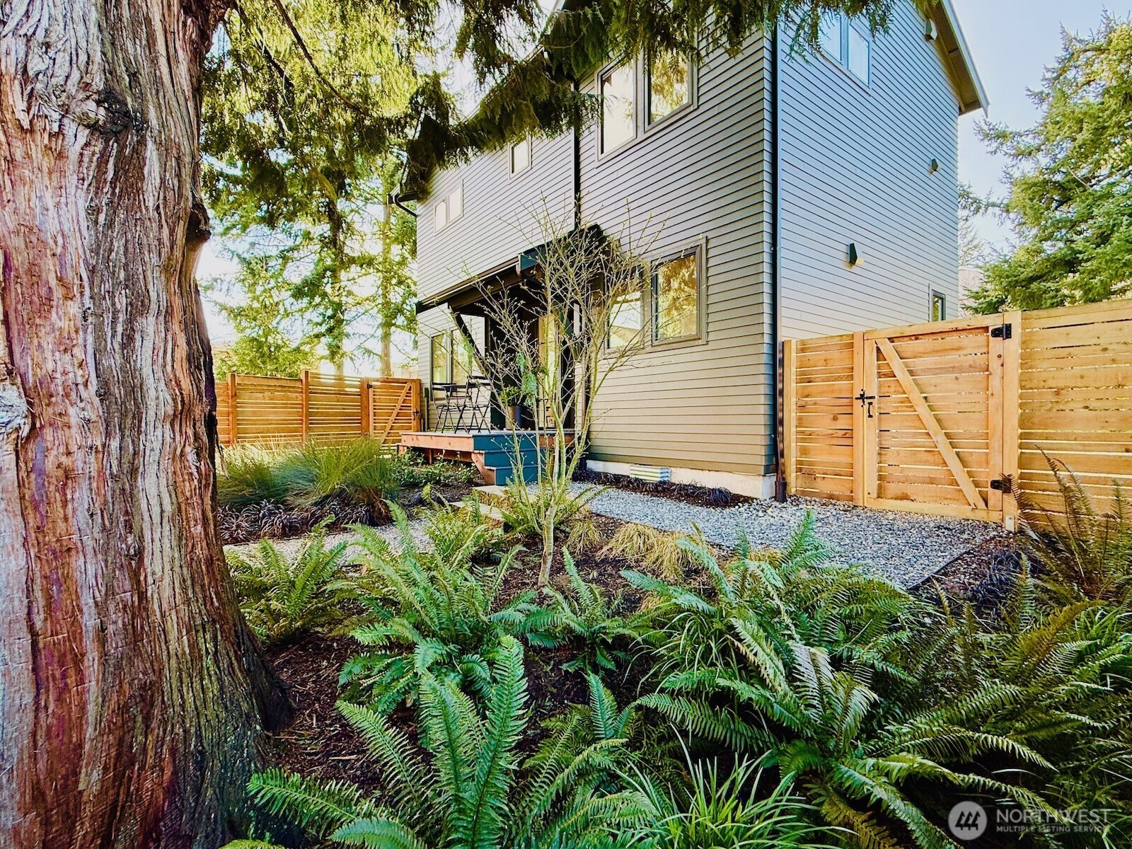 10421 41st Avenue SW Unit: B