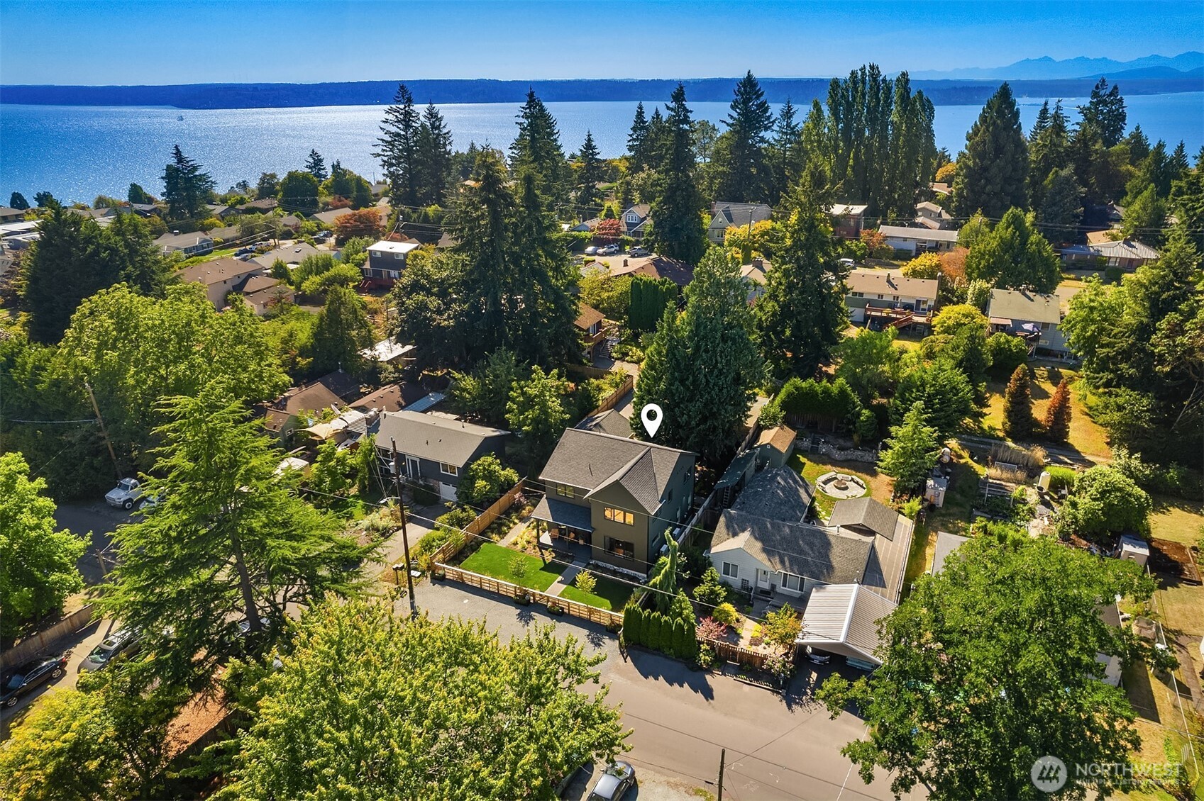 10421 41st Avenue SW Unit: B