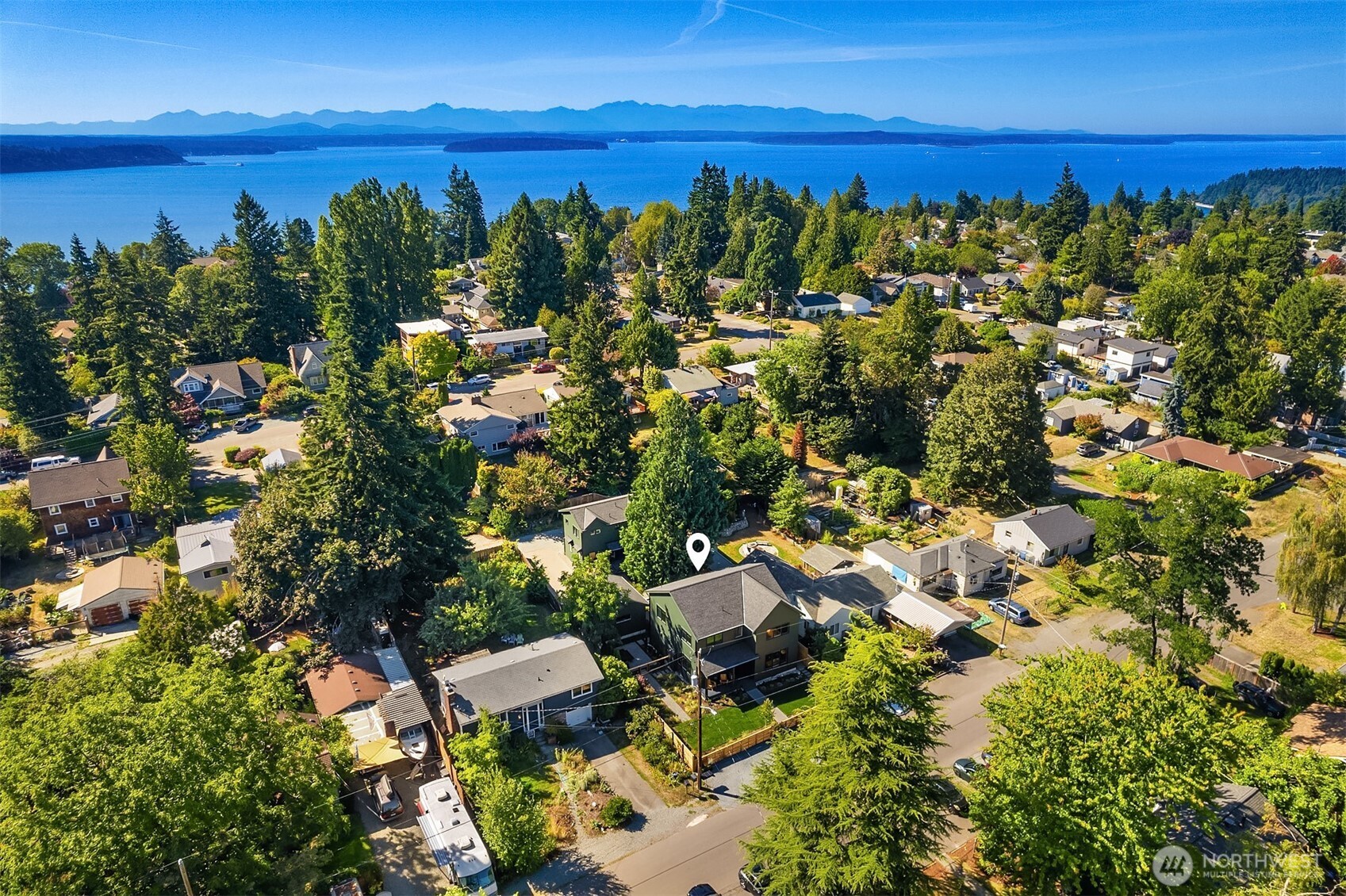 10421 41st Avenue SW Unit: B