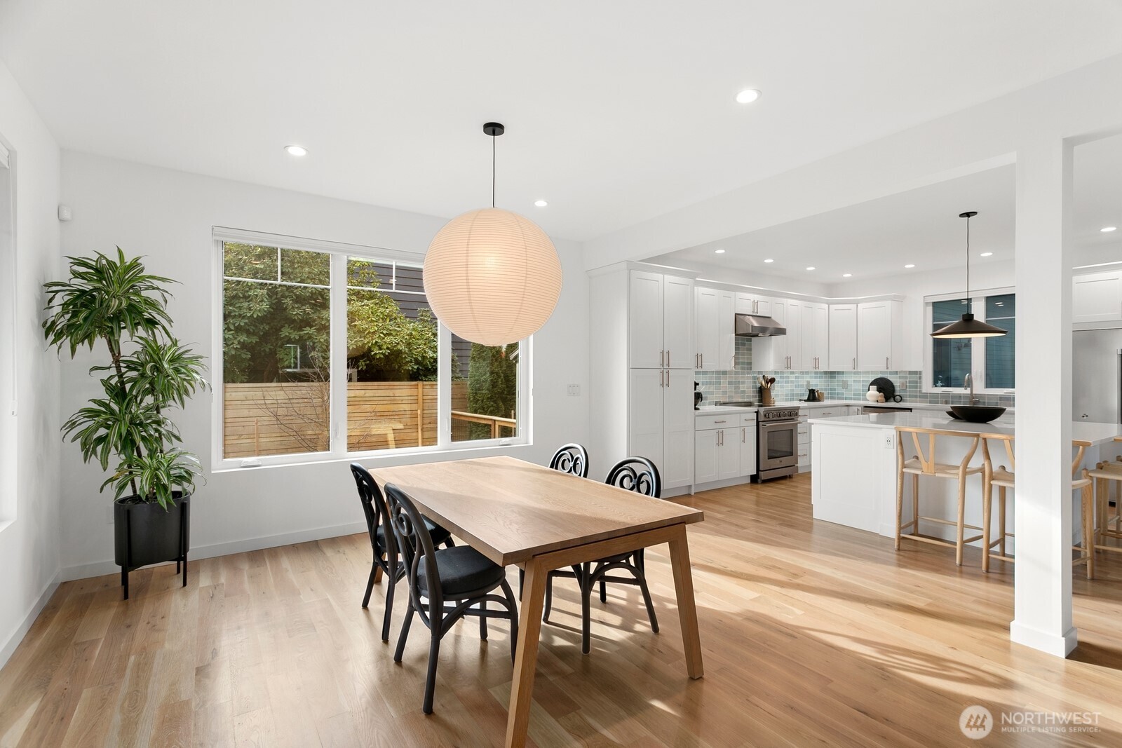 10419 & 10421 41st Avenue SW Unit: A & B