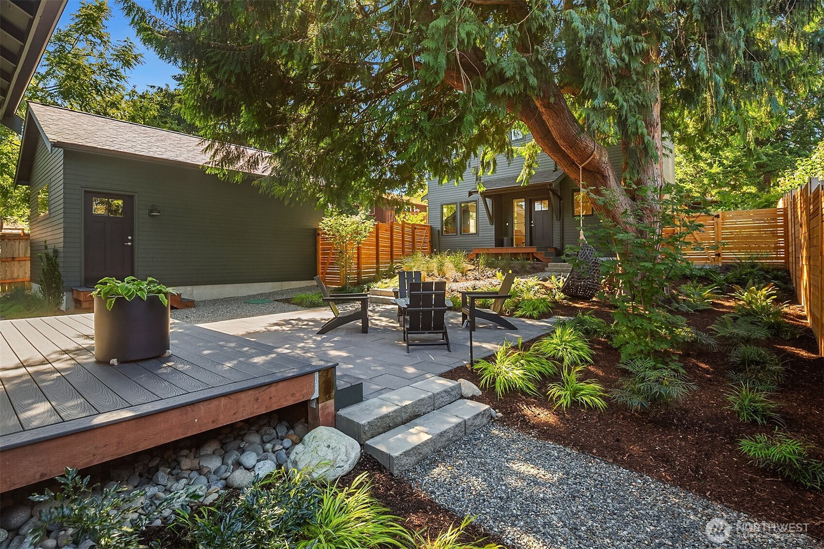 10419 & 10421 41st Avenue SW Unit: A & B