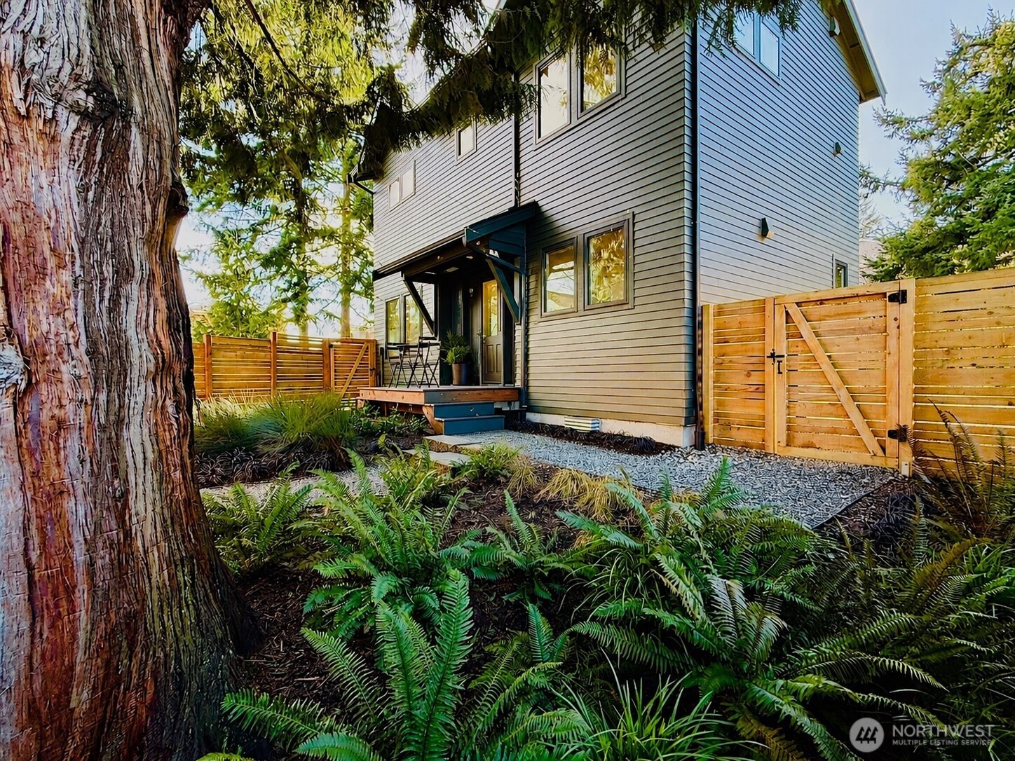 10421 41st Avenue SW Unit: B