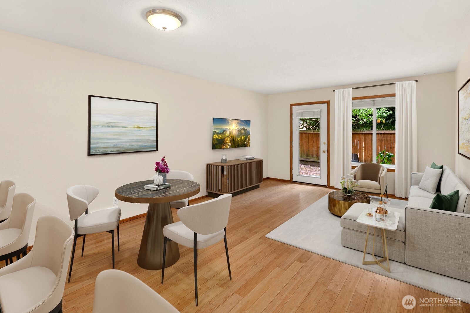 5844 NE 75th Street Unit: A102