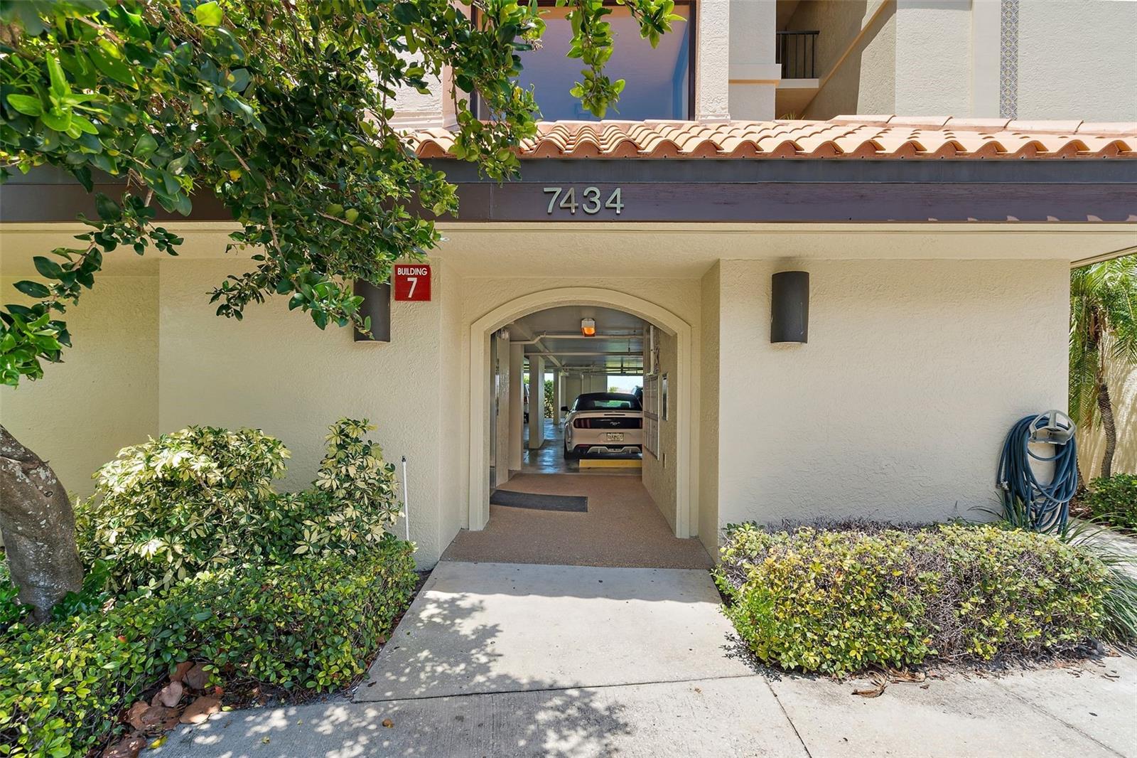 7434 BAYSHORE DR #404