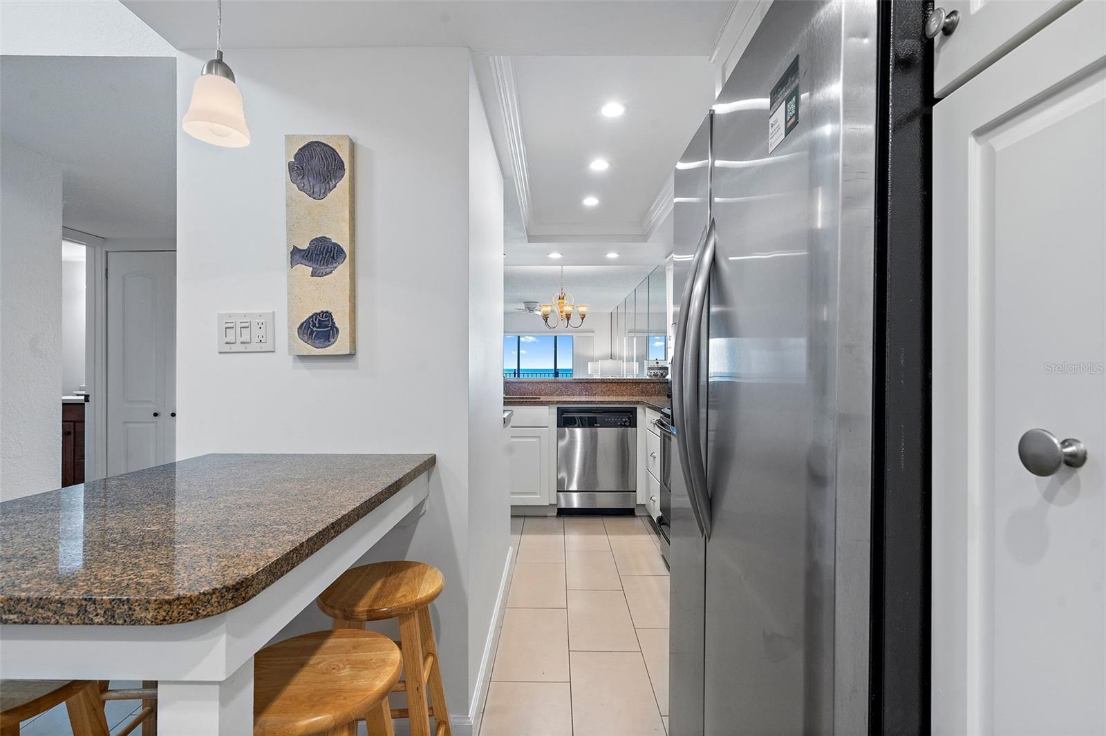 7434 BAYSHORE DR #404