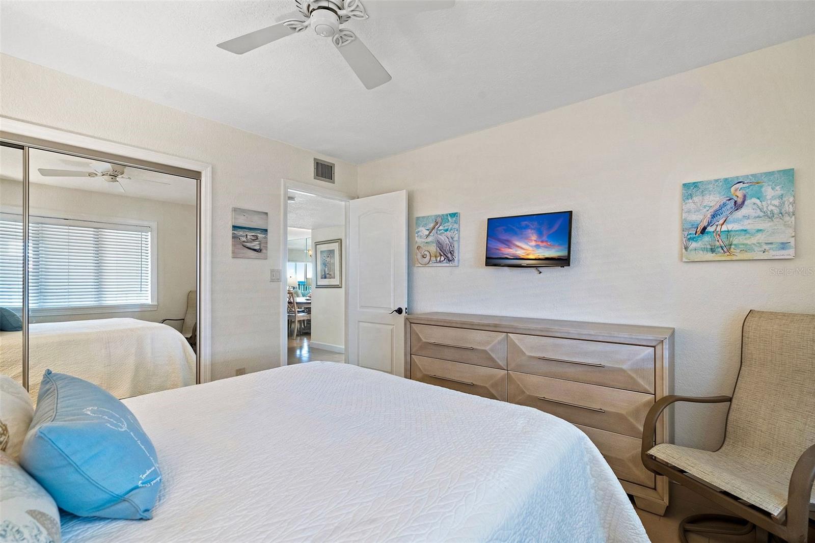 7434 BAYSHORE DR #404