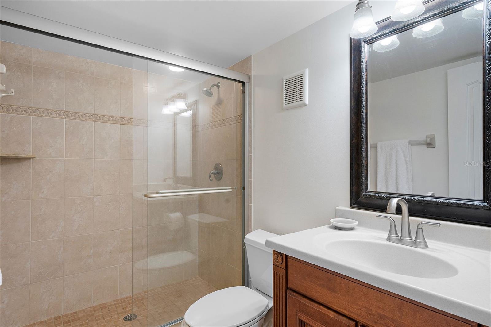 7434 BAYSHORE DR #404