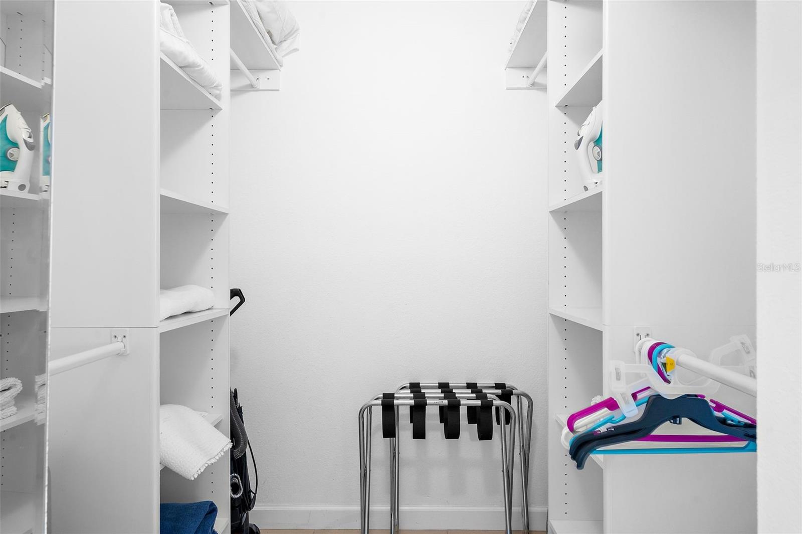 7434 BAYSHORE DR #404