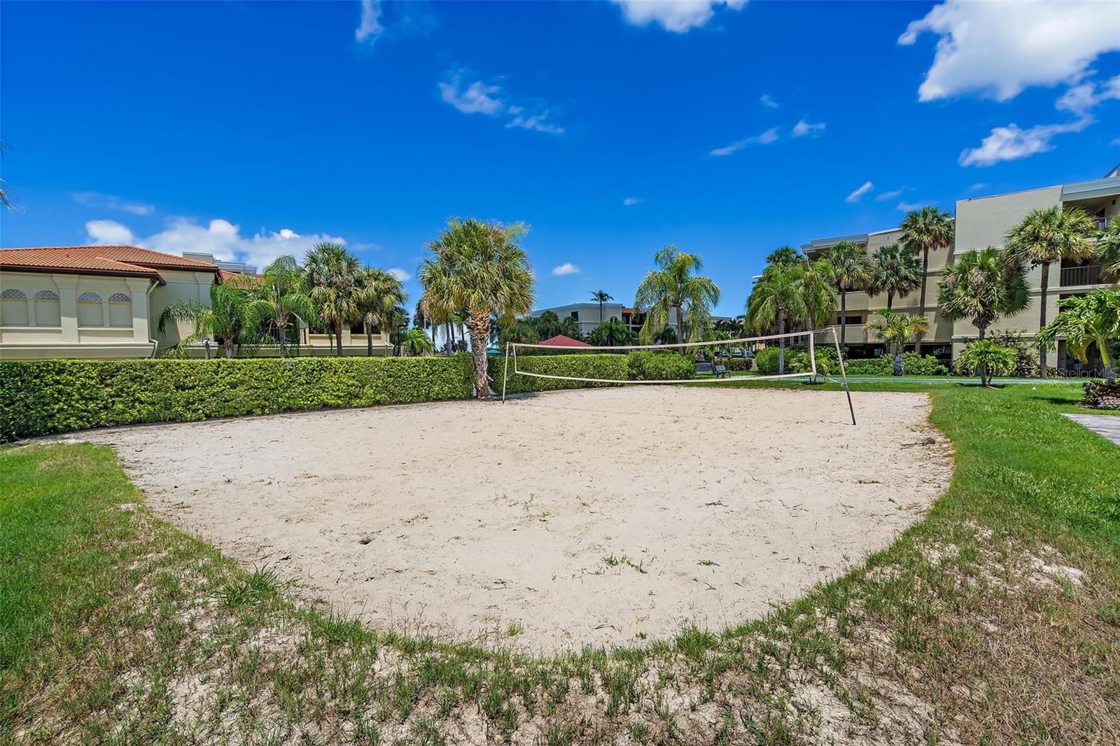 7434 BAYSHORE DR #404