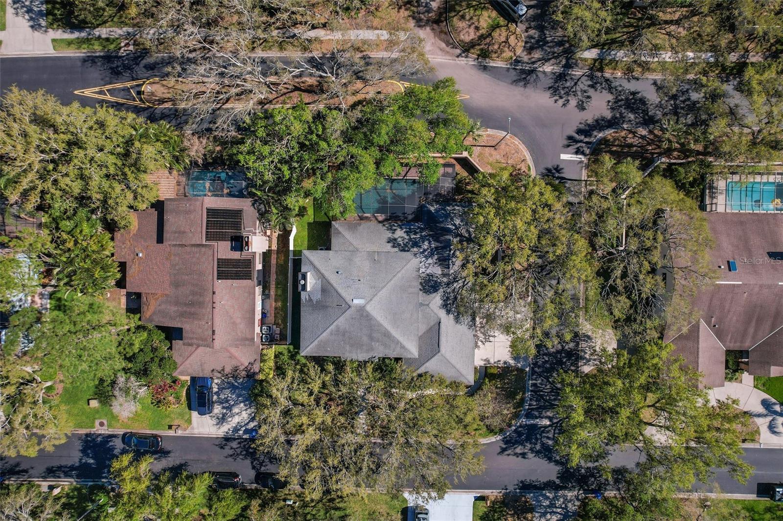 902 MARCO DR NE