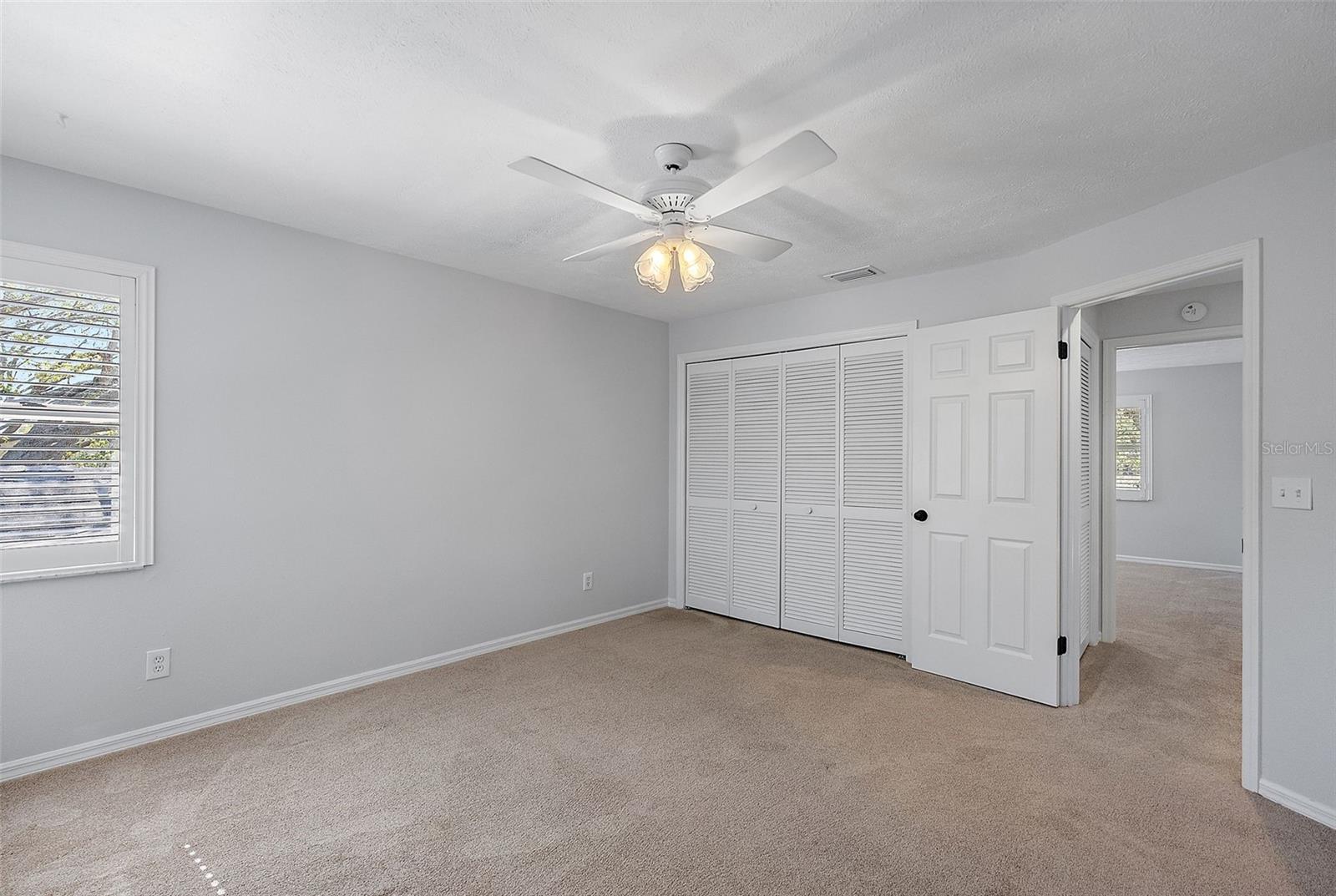 902 MARCO DR NE