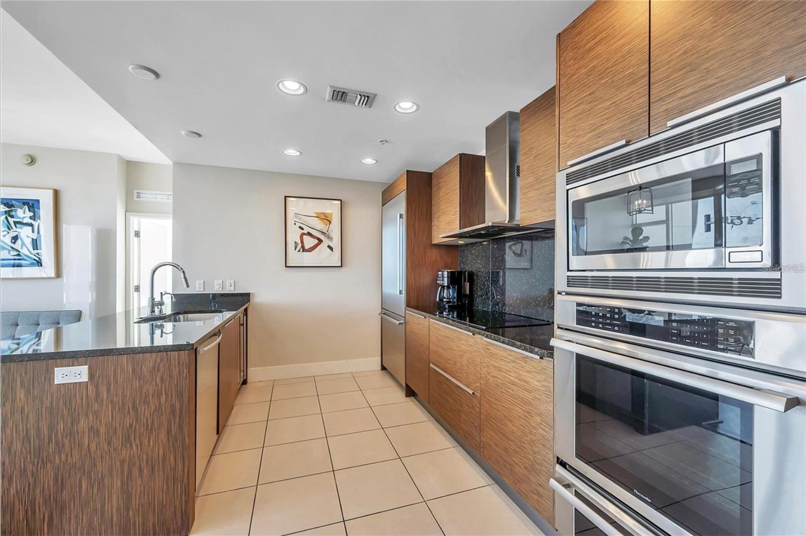 175 1ST ST S #2804