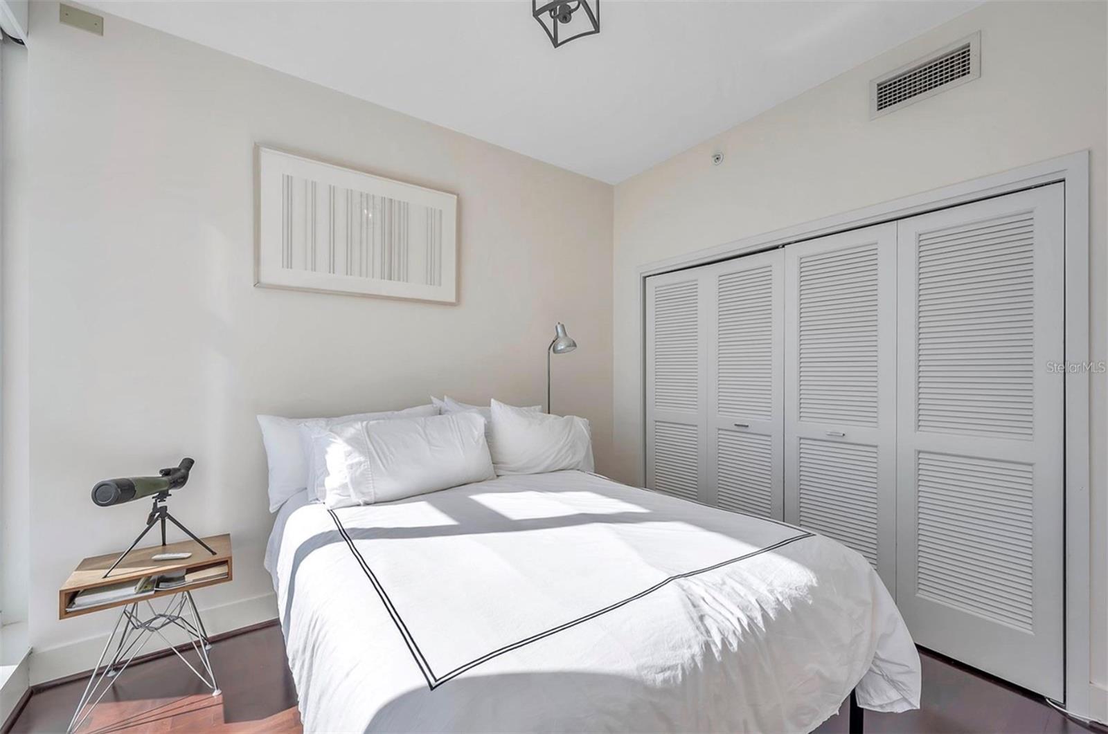 175 1ST ST S #2804