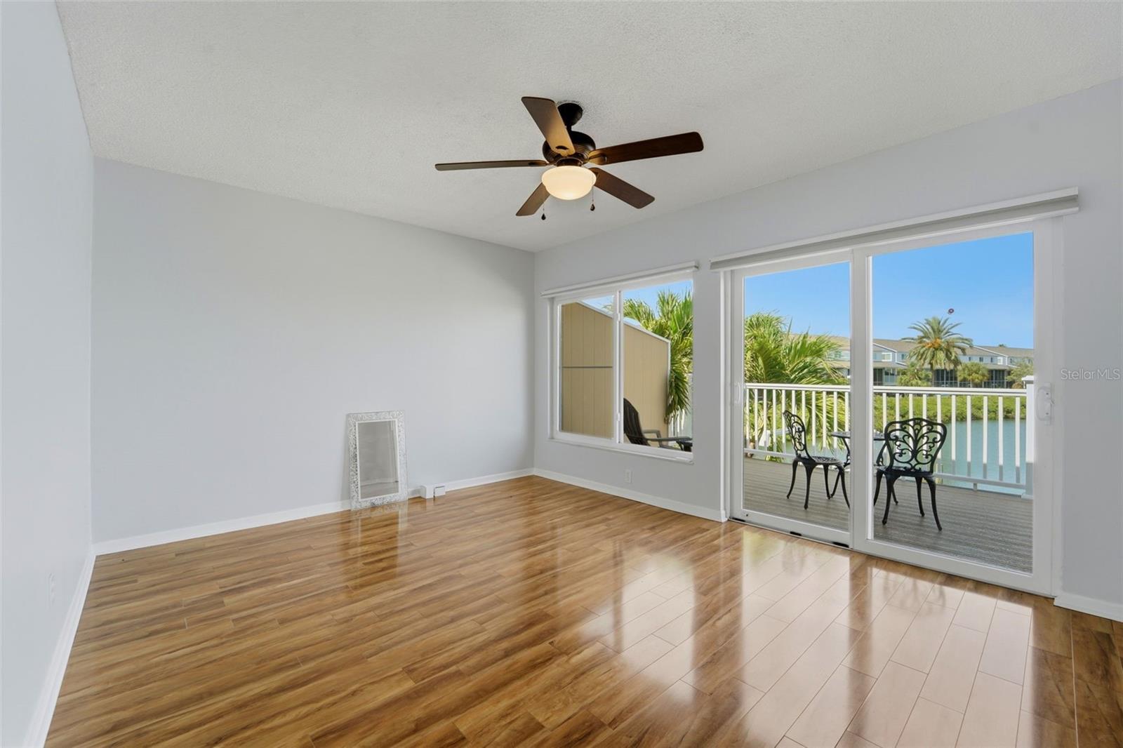 833 E GULF BLVD #103