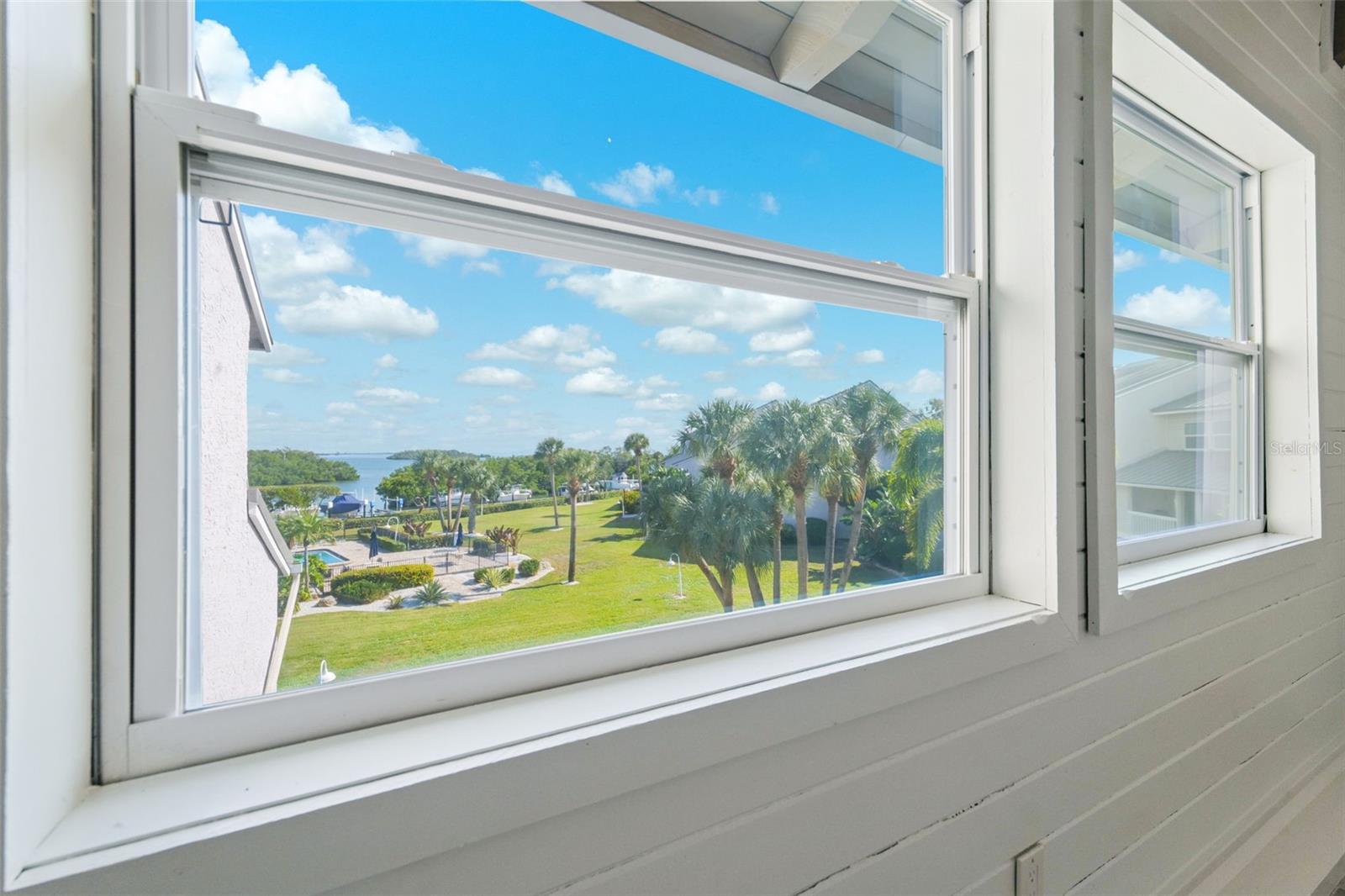 1355 PINELLAS BAYWAY S #16