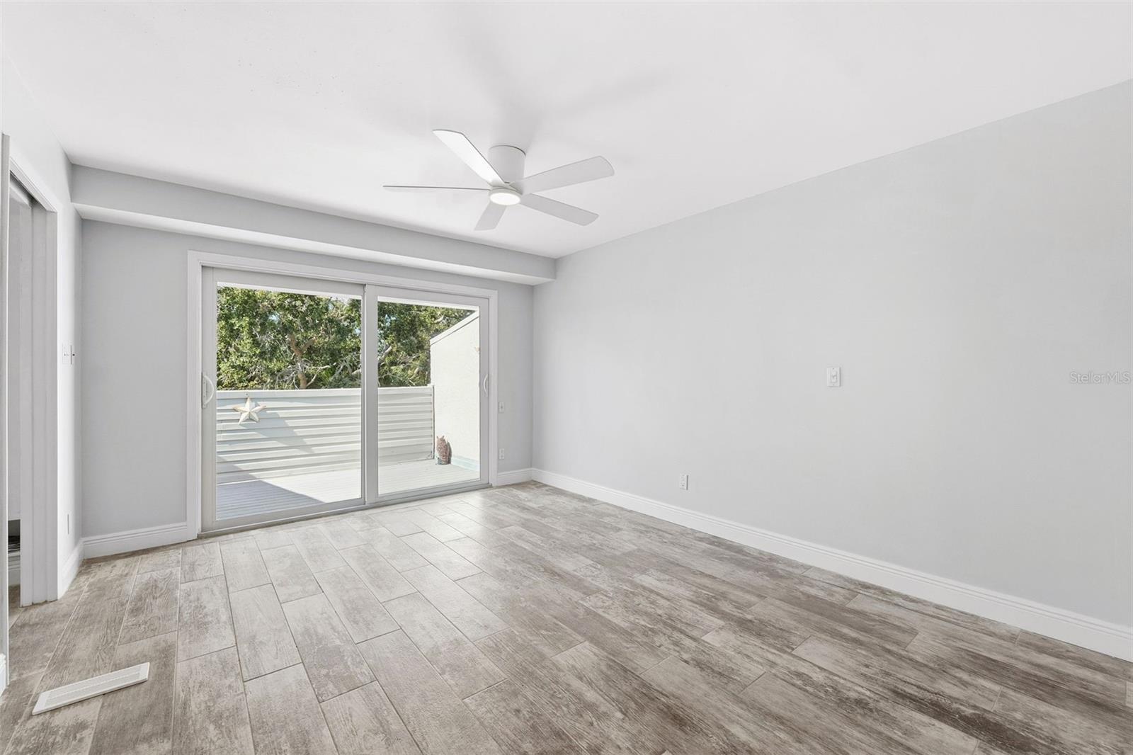 1355 PINELLAS BAYWAY S #16