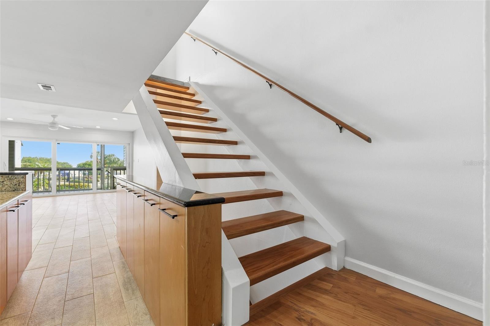 1355 PINELLAS BAYWAY S #16